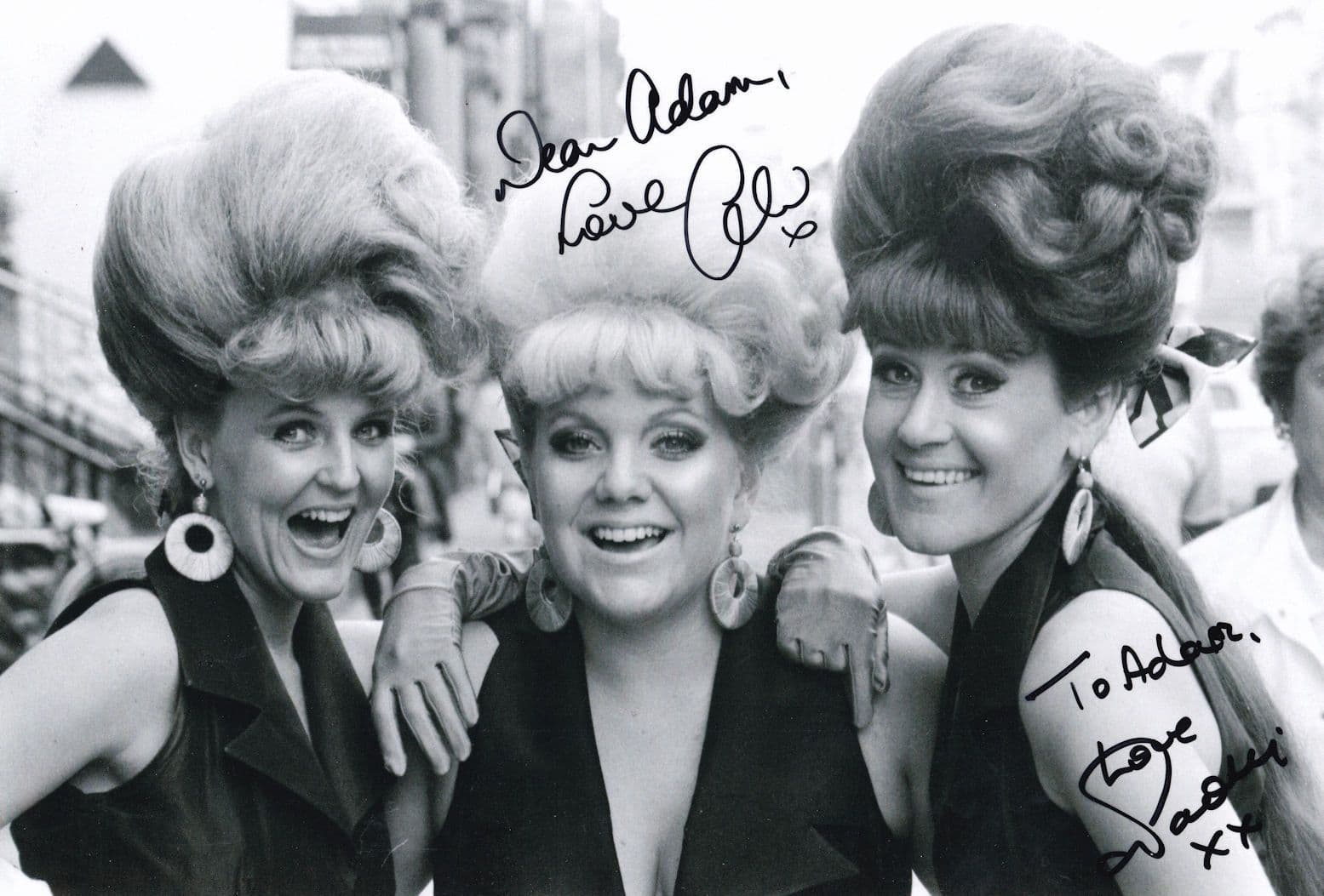 The Fabulous Singlettes Giant 12x8 Hand Signed Photo
