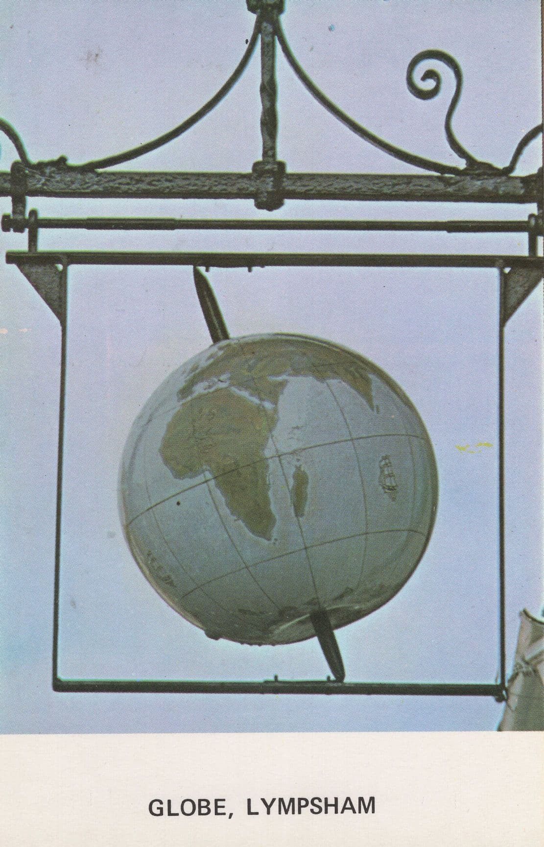 The Globe Pub Inn Lympsham Somerset Postcard