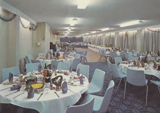 The Heathrow Airport Ambassador Hotel Banqueting Suite Restaurant 1980s Postcard