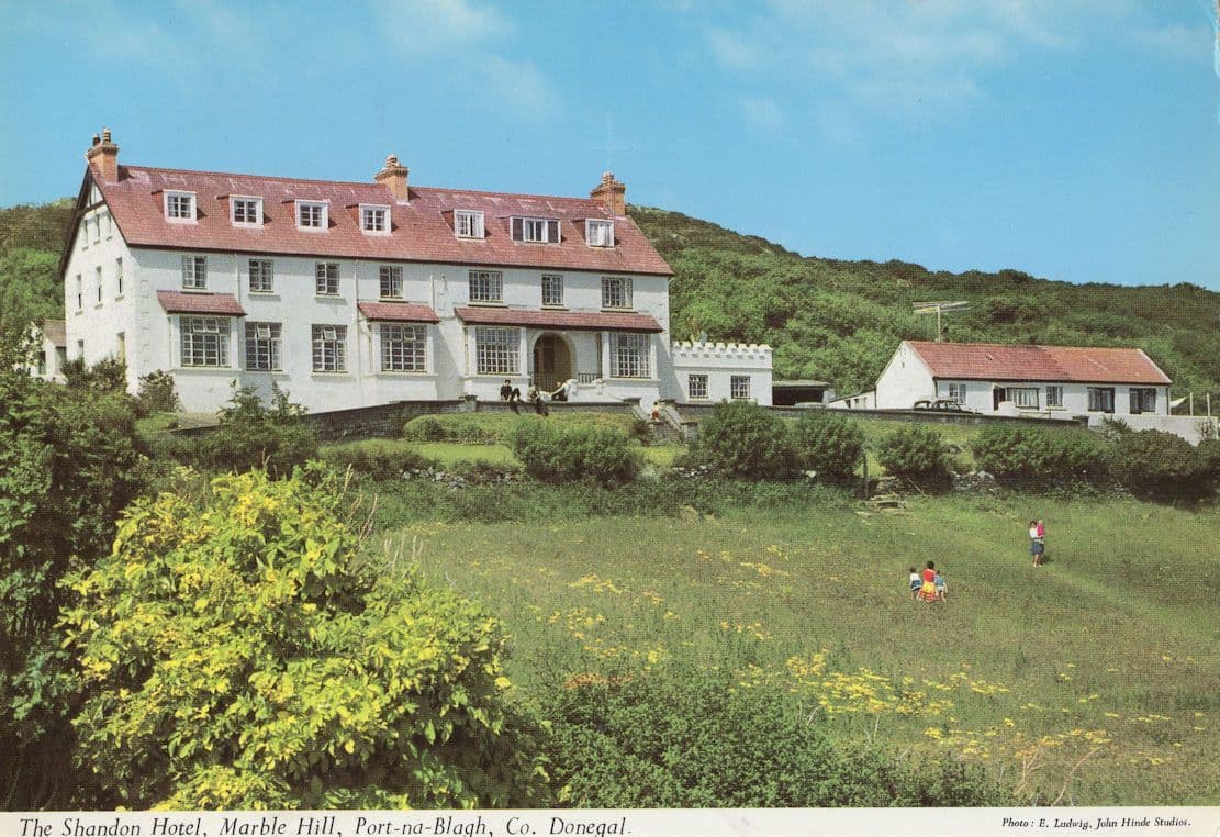 The Shandon Hotel Port-Na-Blagh Co Donegal Irish Postcard
