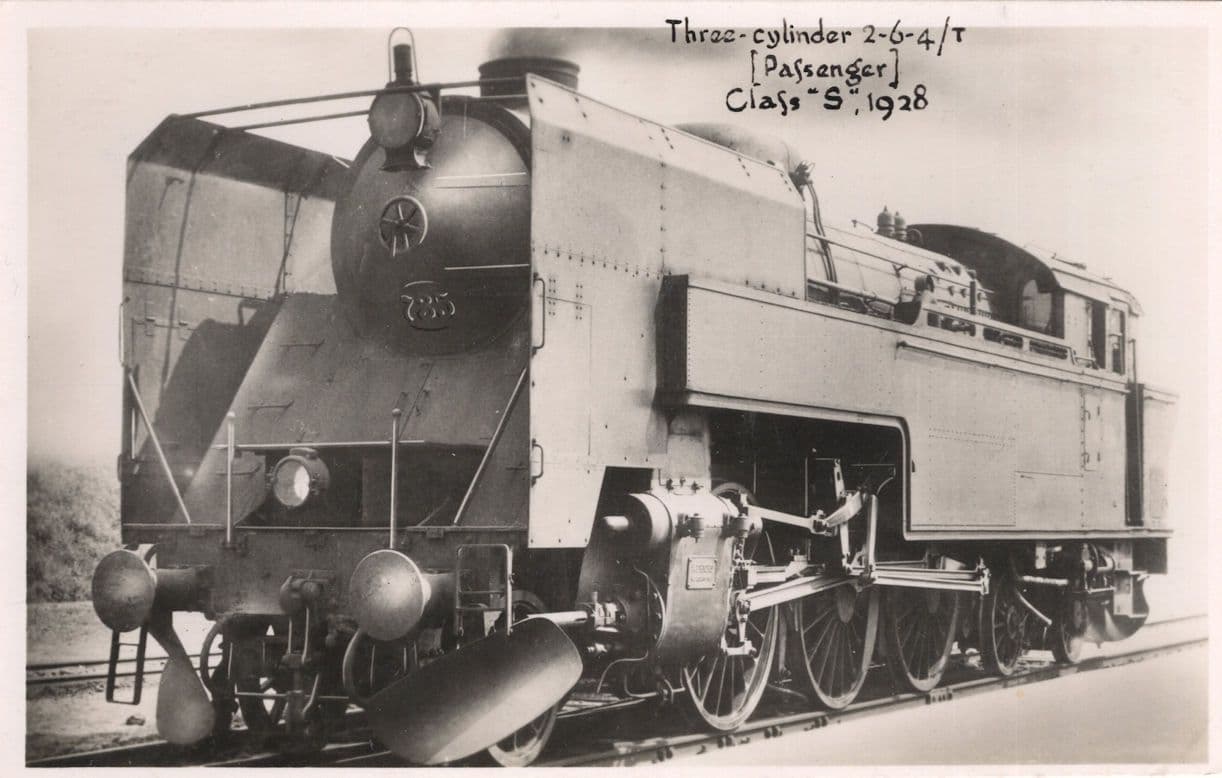 Three Cylinder 2-6-4T Passenger French Class S 1928 Train RPC Old Postcard