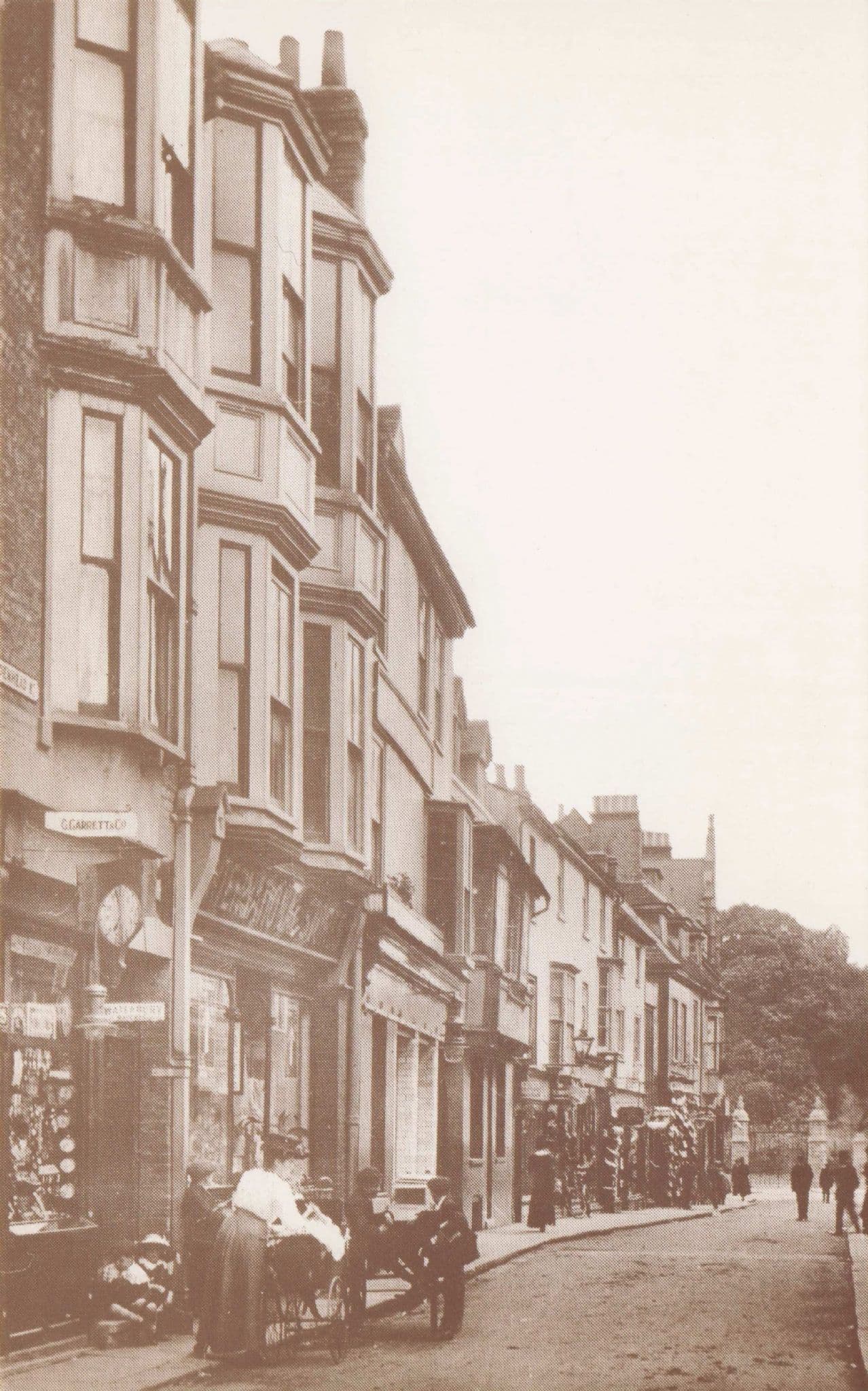 Tobacconist Prams At Maidenhead Street Hertford Herts Postcard