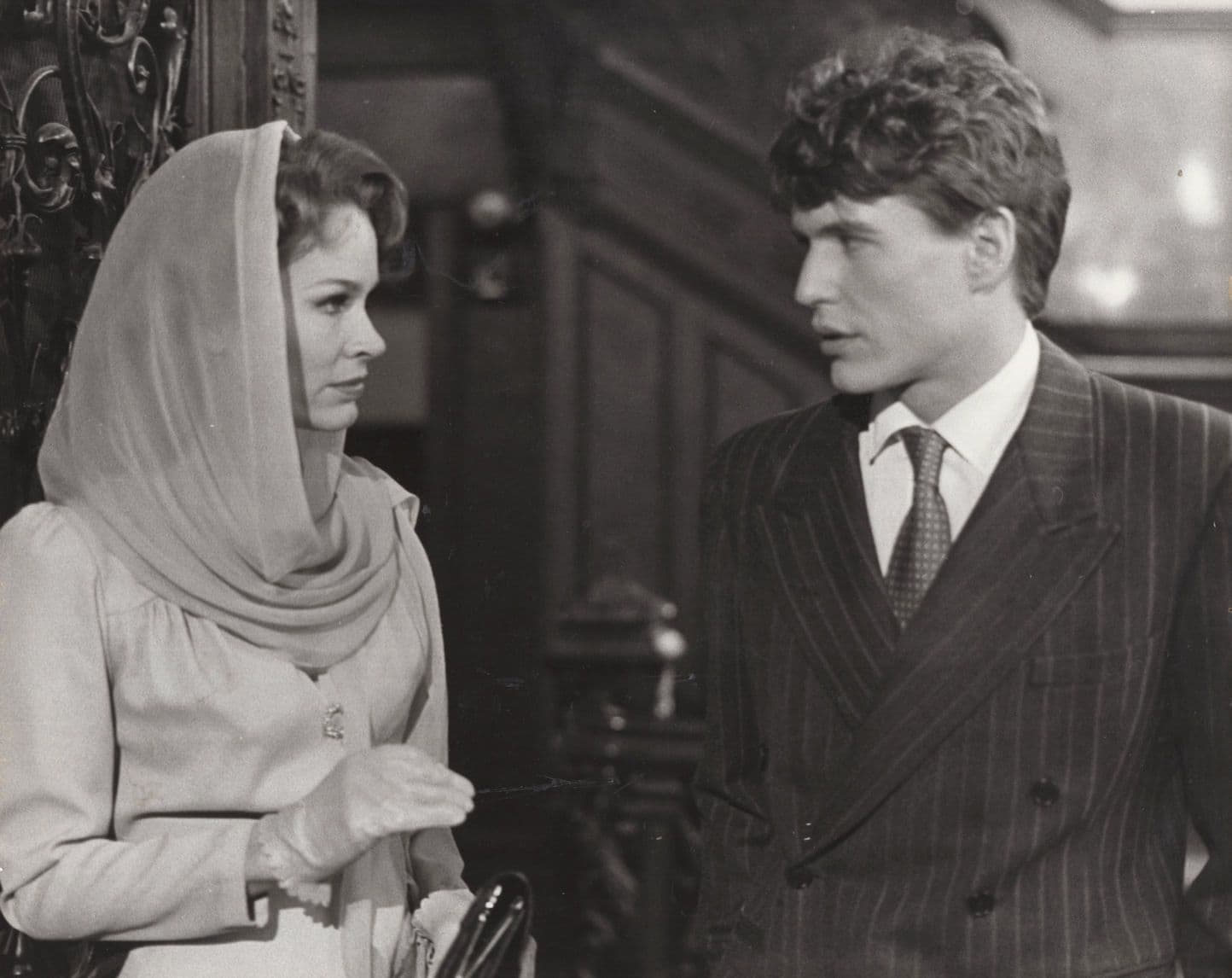 Tom Berenger In Praise Of Older Women 10x8 Monochrome Publicity Photo