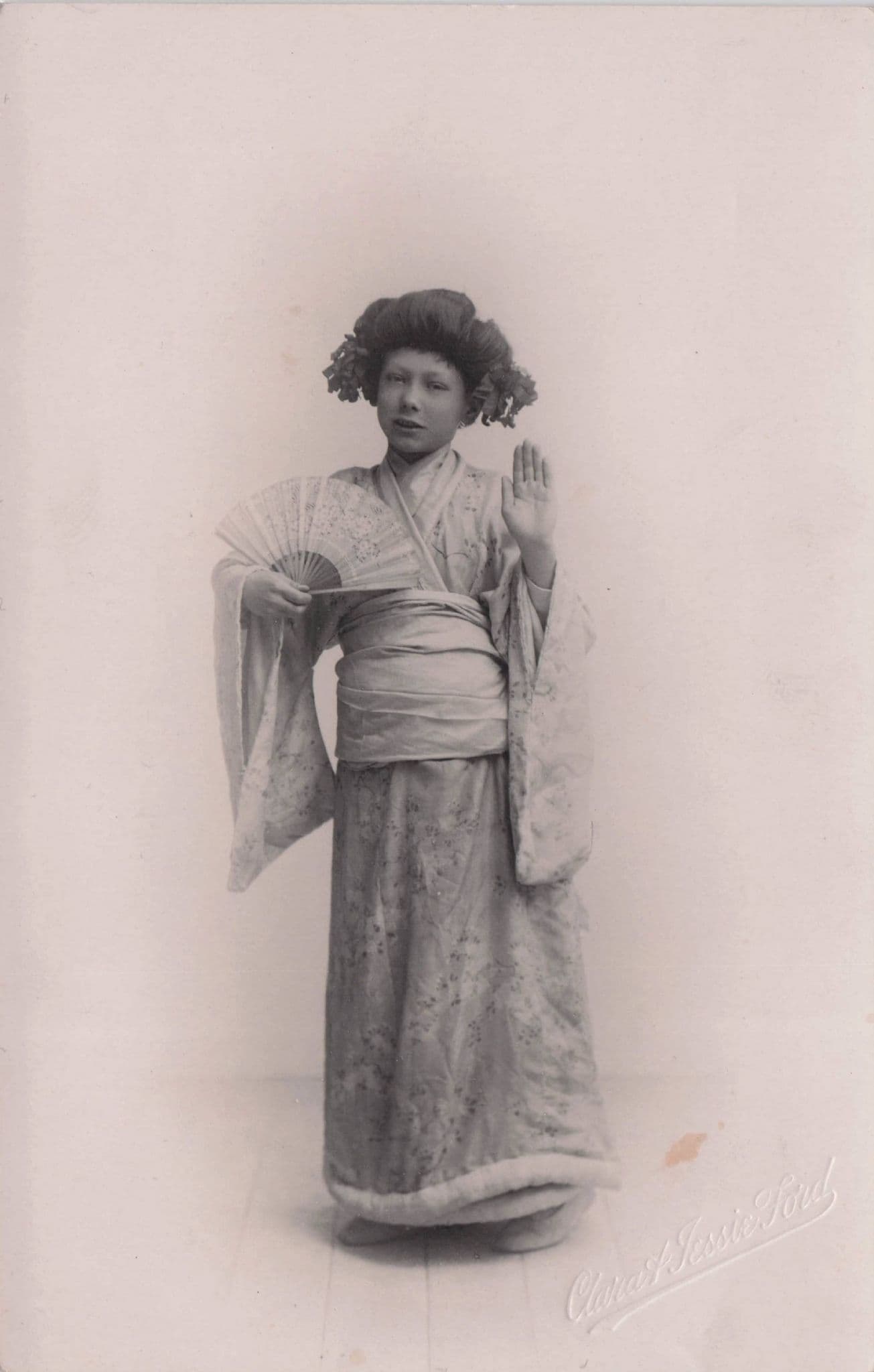 Transvestite In Three Little Maids Mikado Old 1920s LGBT Theatre Postcard