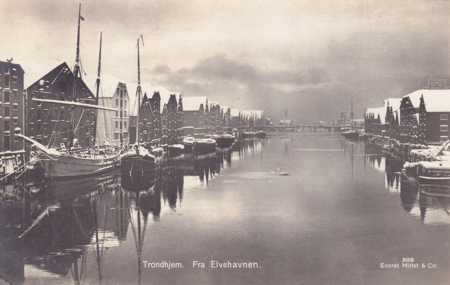 Trondhjem Elvehavnen 2x Norway Boats Harbour Old Postcard s