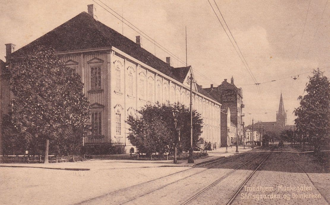 Trondhjem Munkegaten Stiftsgaarden Og Domkirken Old Norway Postcard