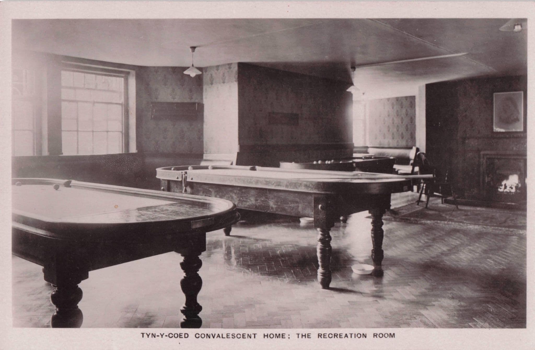 Tyn-Y-Coed Recreation Room Circular Billiard Tables Welsh Old Postcard