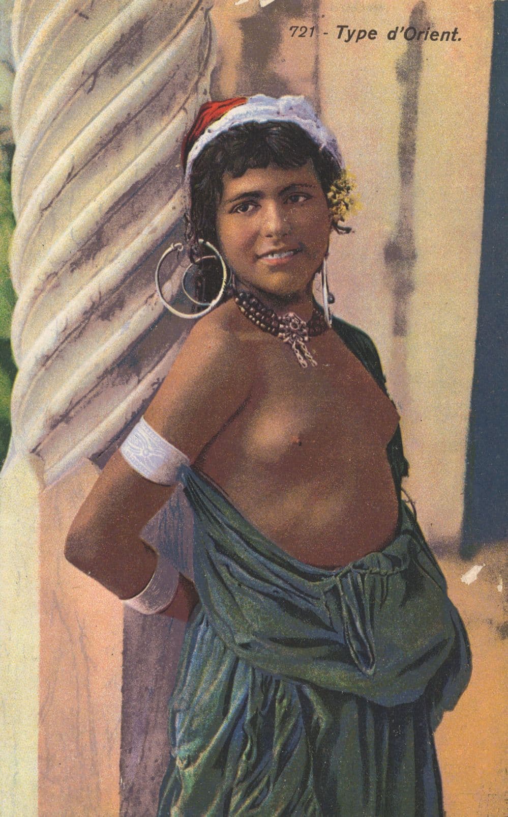 Type D'Orient Egyptian Glamour Risque Woman Antique Postcard