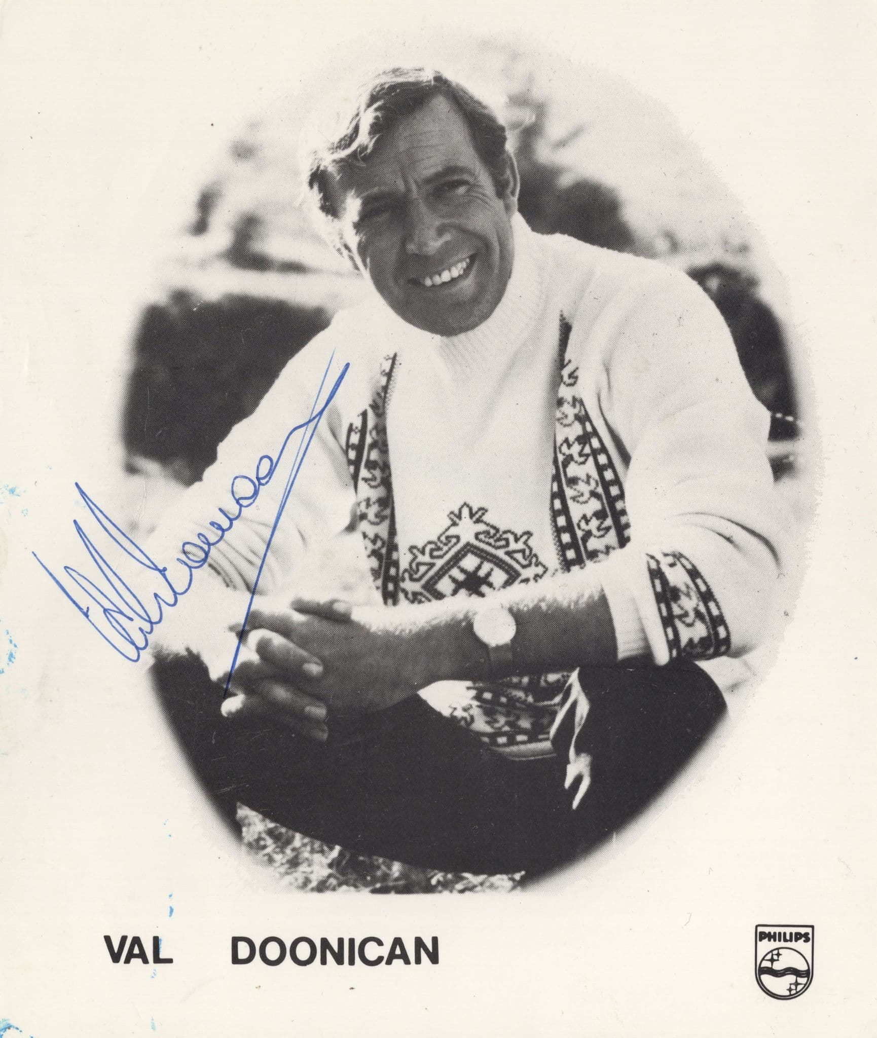 Val Doonican Large 7x7 Philips Records 1980s Hand Signed Photo