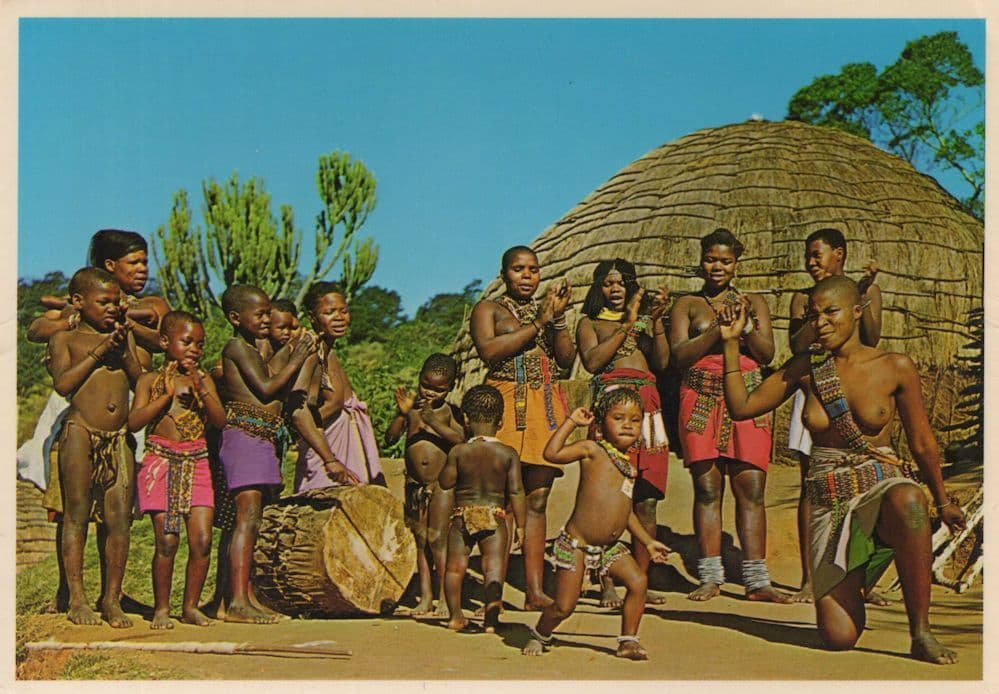 Valley Of A Thousand Hills Natal Chanting Zulus African Postcard