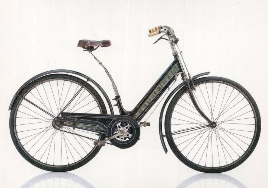 Vialle Velastic French 1925 Bicycle Bike Cycle Postcard