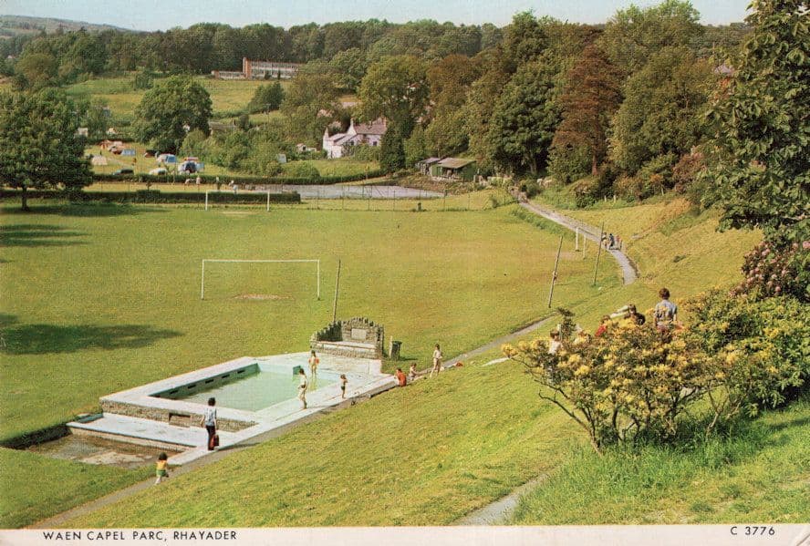 Waen Capel Park Whyader Swimming Pool Welsh 1982 Postcard