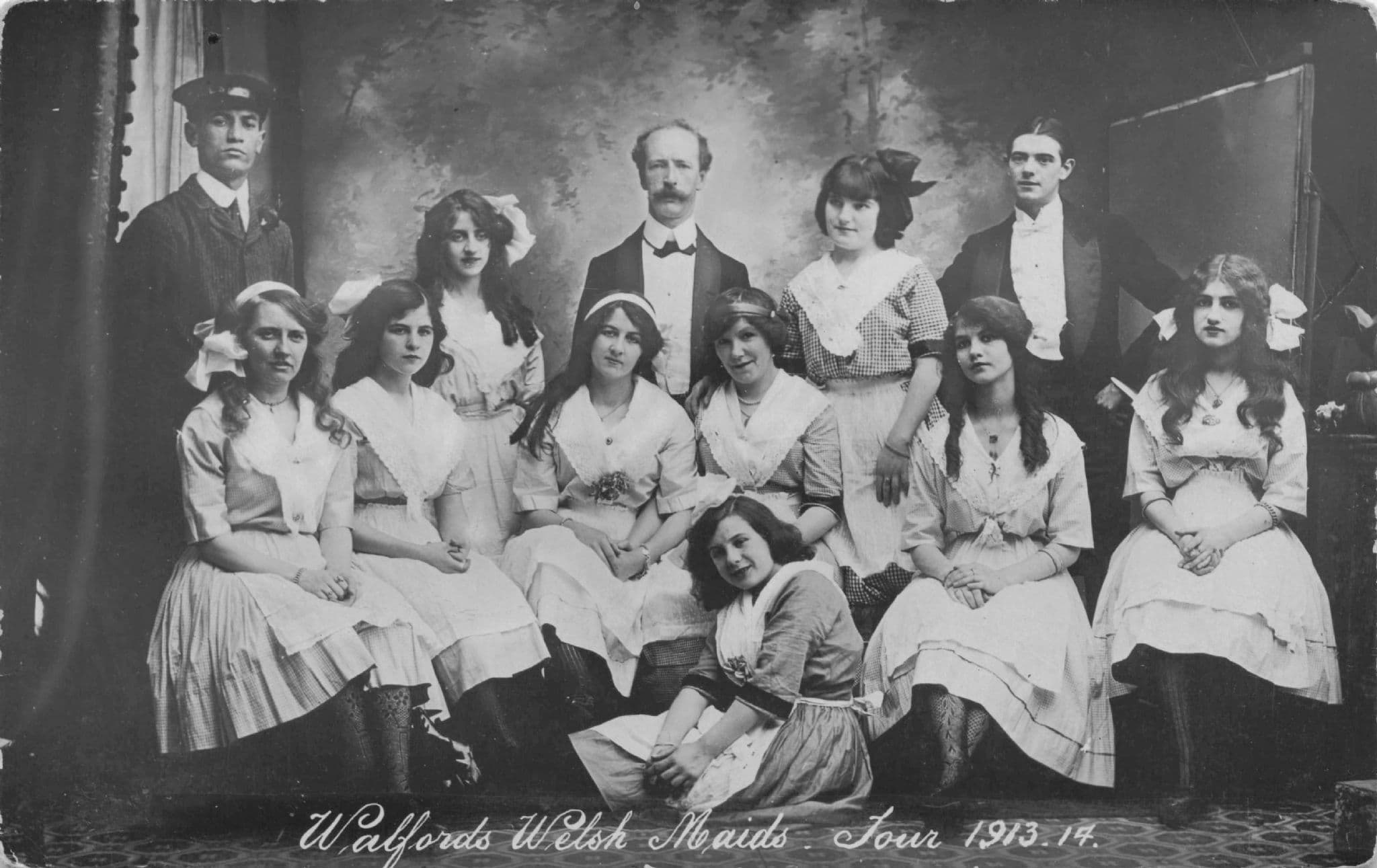 Walford Hereford Welsh Maids Train Driver WW1 Welsh Nusic Tour Old RPC Postcard