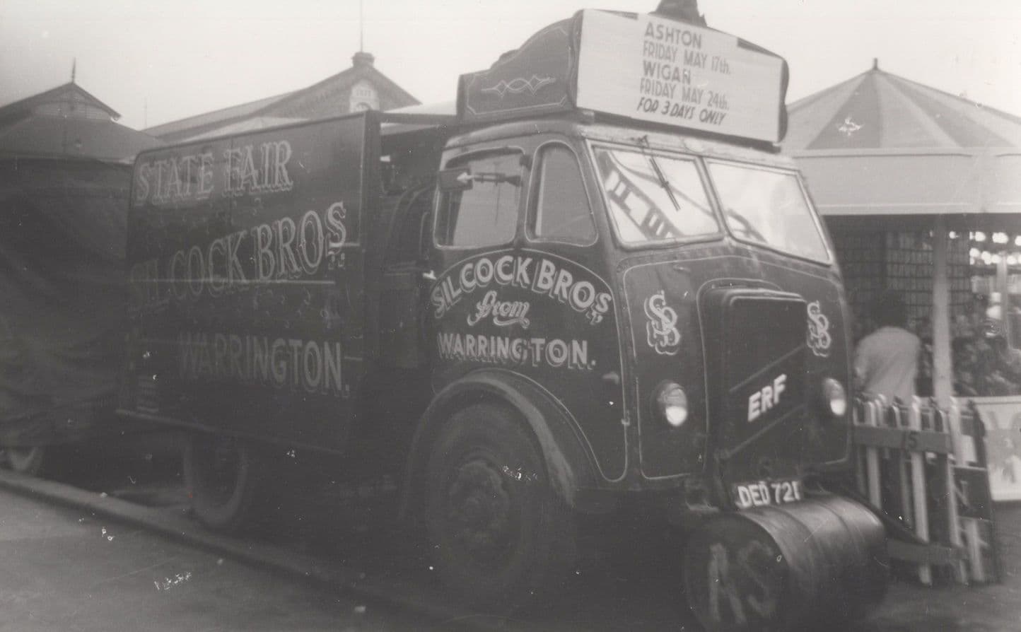 Warrington Cock Brothers Lorry Fairground Vintage Transport Photo