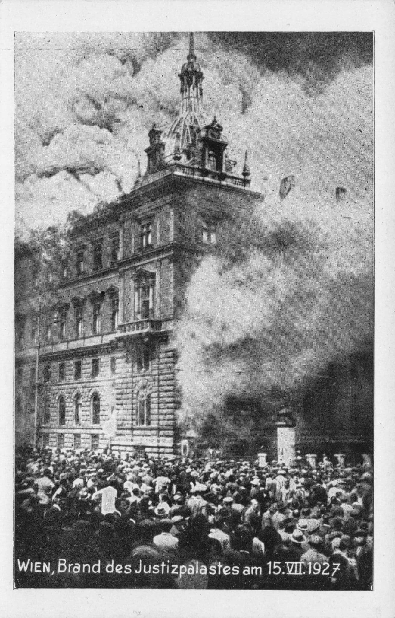Wien Justizpalast 1927 Disaster Fire Antique Austrian Postcard