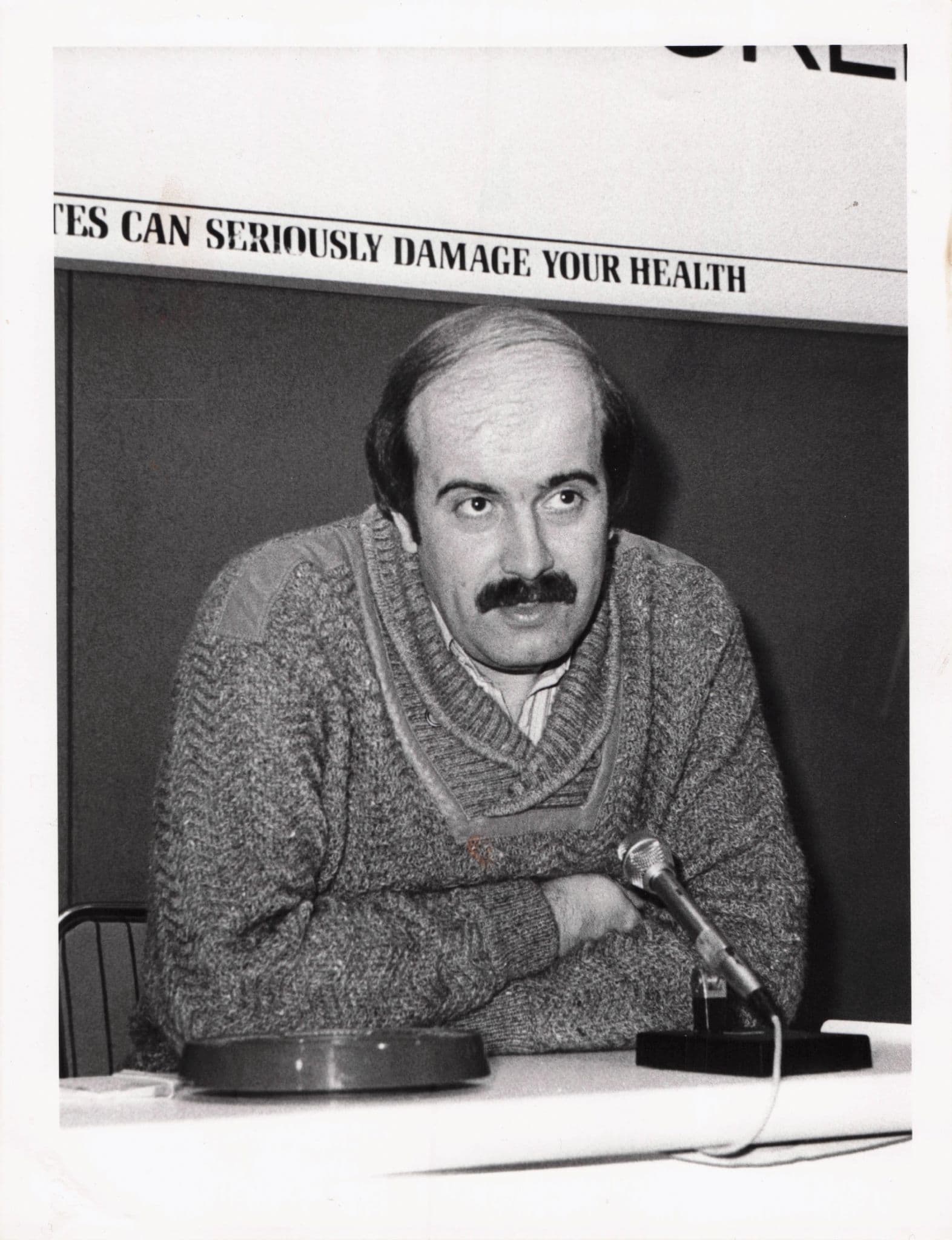 Willie Thorne Snooker Cigarette Smoking Embassy World Snooker 8x6 Photo