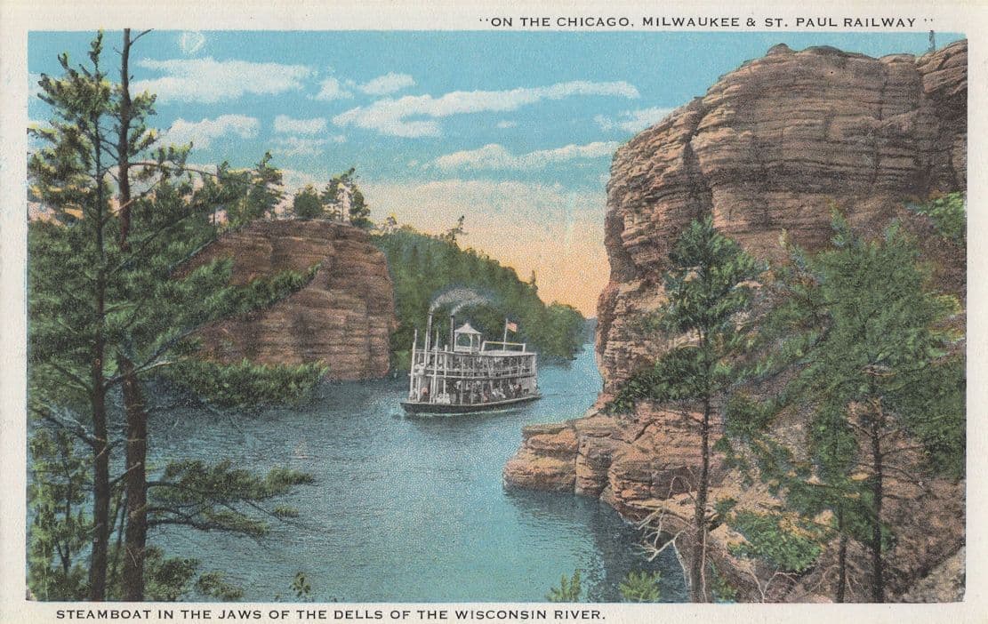 Wisconson River Steamer Boat At Jaws On Chicago Railway USA Postcard