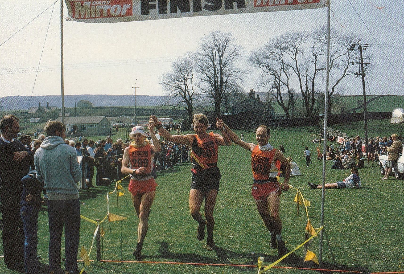 Yorkshire Dales Ribblesdale 1980s Fete Fun Run Day Daily Mirror Postcard