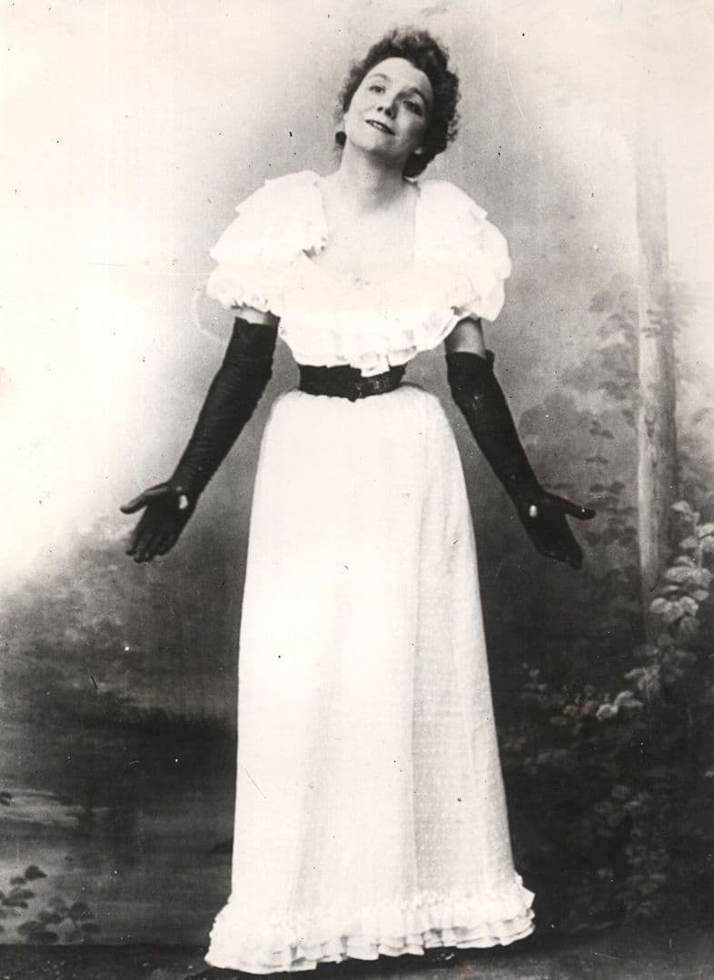 Yvette Guilbert French Belle Epoque Singer 9x7 Vintage Press Photo