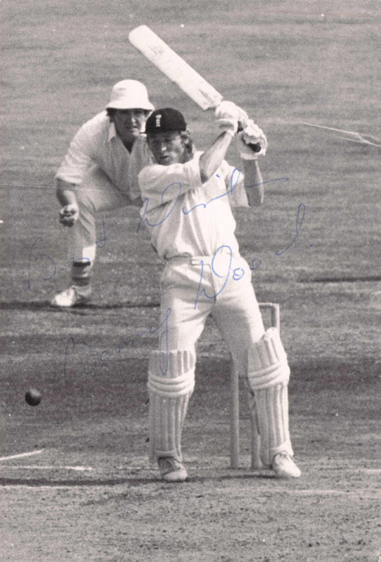 Graham Gooch Essex Cricket Vintage Original 6x4 Hand Signed Press Photo