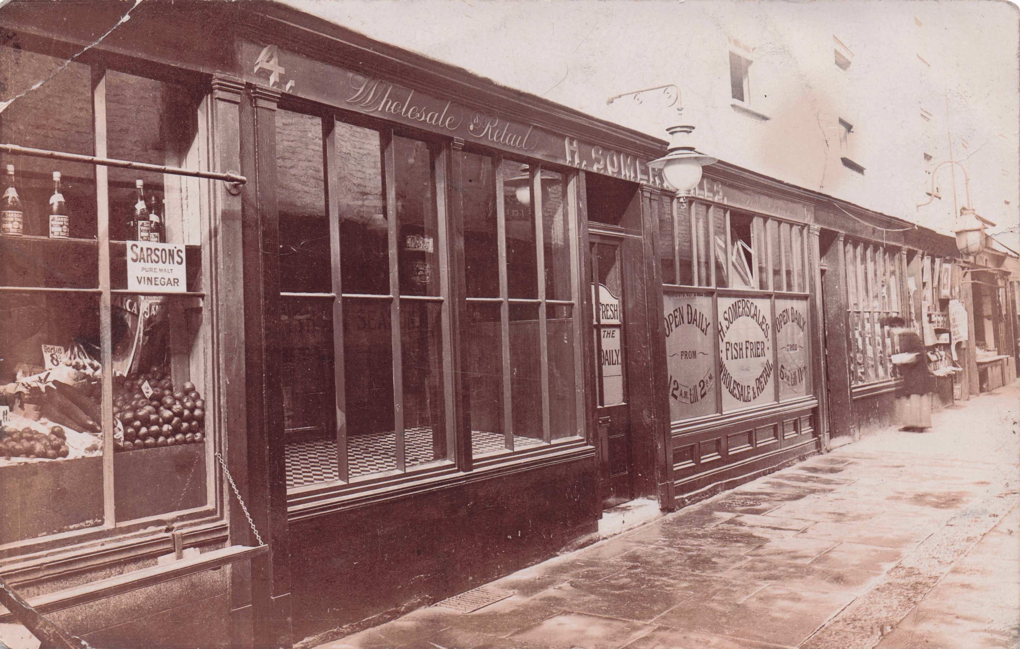 Somerscales Fish & Chip Shop Fryer Wokingham Berkshire Old Postcard Please Read