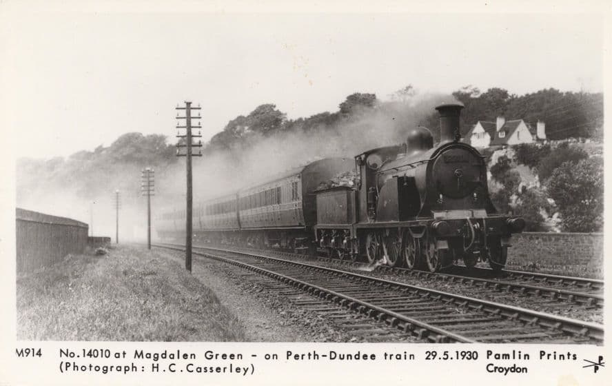 14010 at Magdalen Green On Perth Dundee Train Postcard