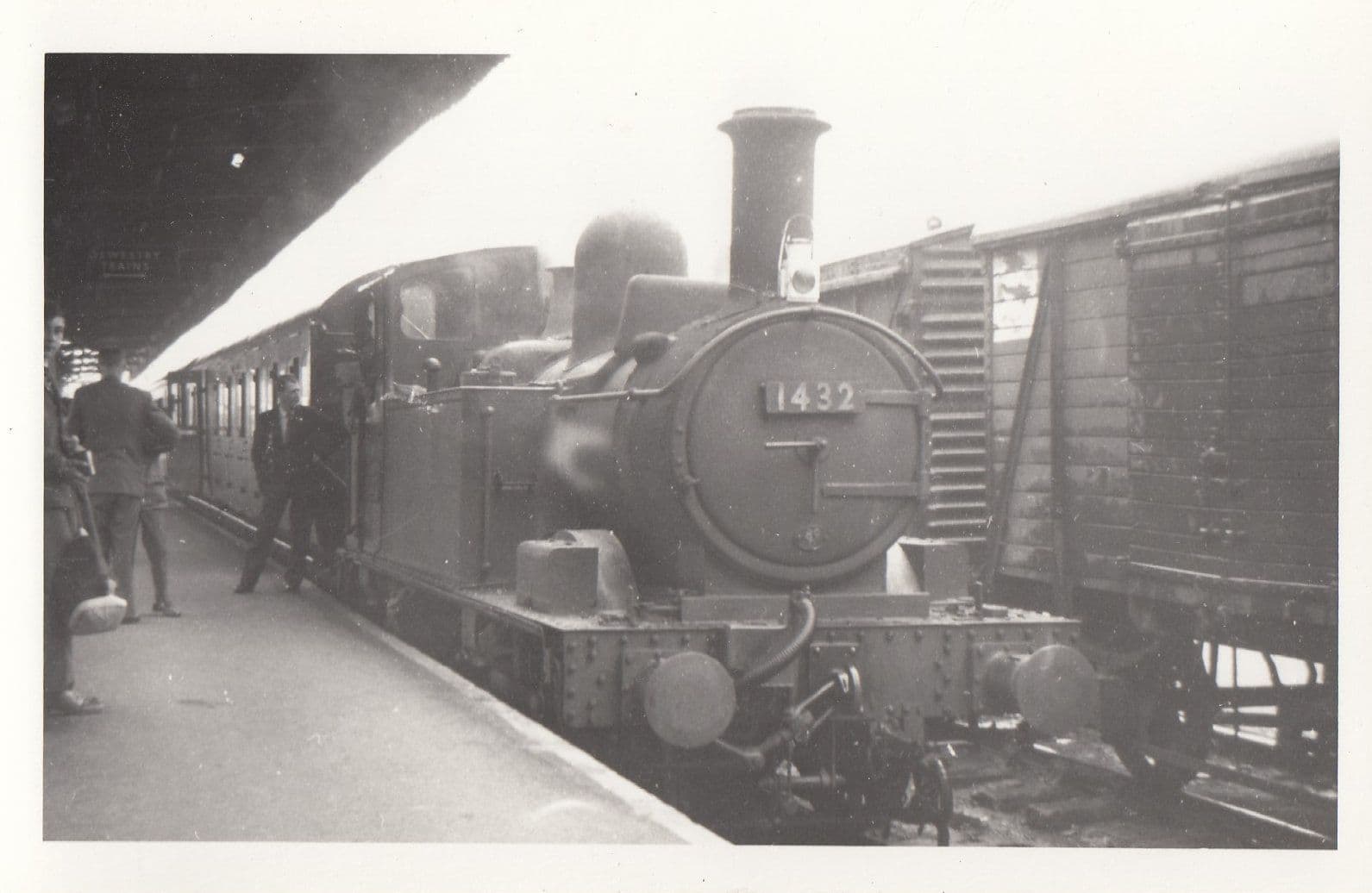 1432 Train At Unidentified Station Vintage Railway Photo