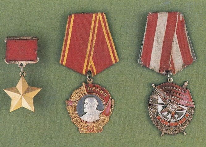 1930 Lenin Order Gold Star Badge Medal Soviet Union Hero Museum Postcard