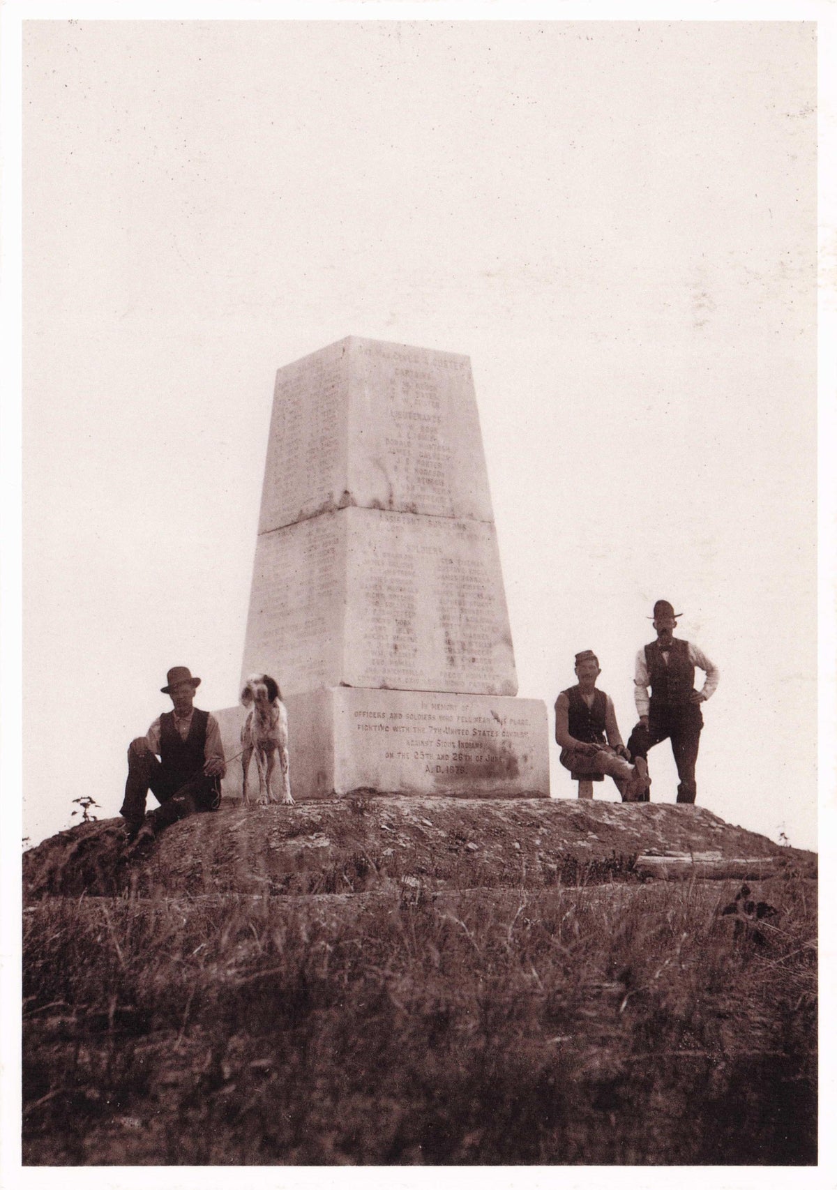 George Armstrong Custer Last Stand Old American Battlefield Monument Postcard