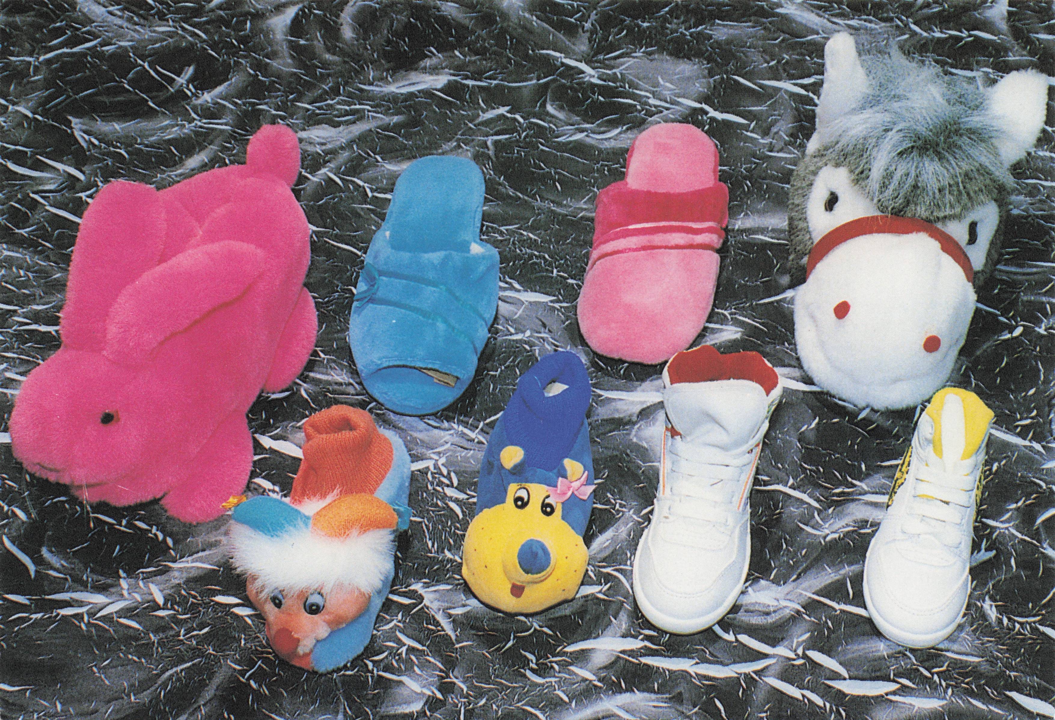Ilford Shoe Dealers Cash & Carry Animal Slippers Advertising Postcard