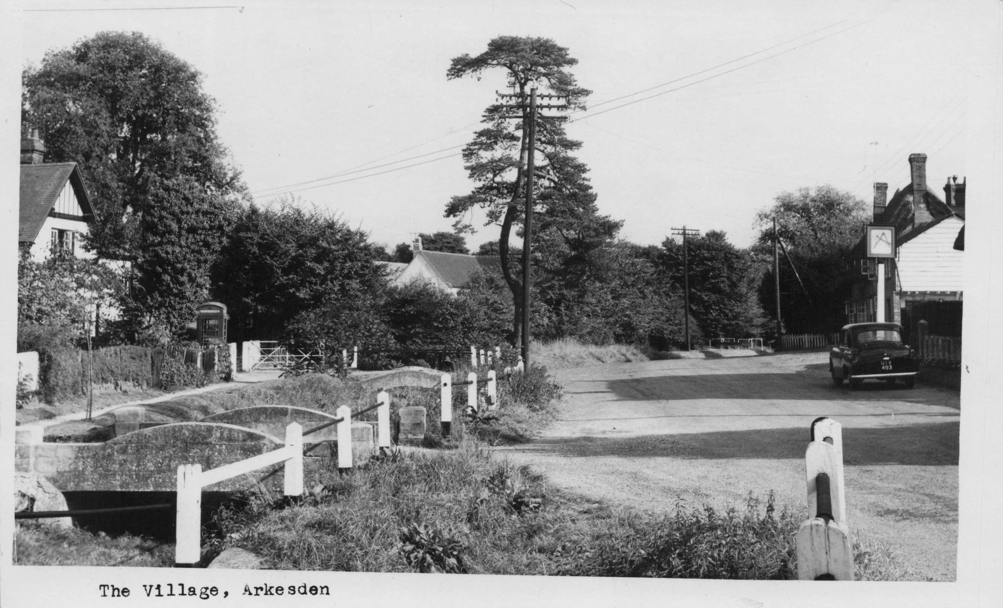 Old Telephone Box at Arkesden Pub Saffron Walden Essex RPC Postcard