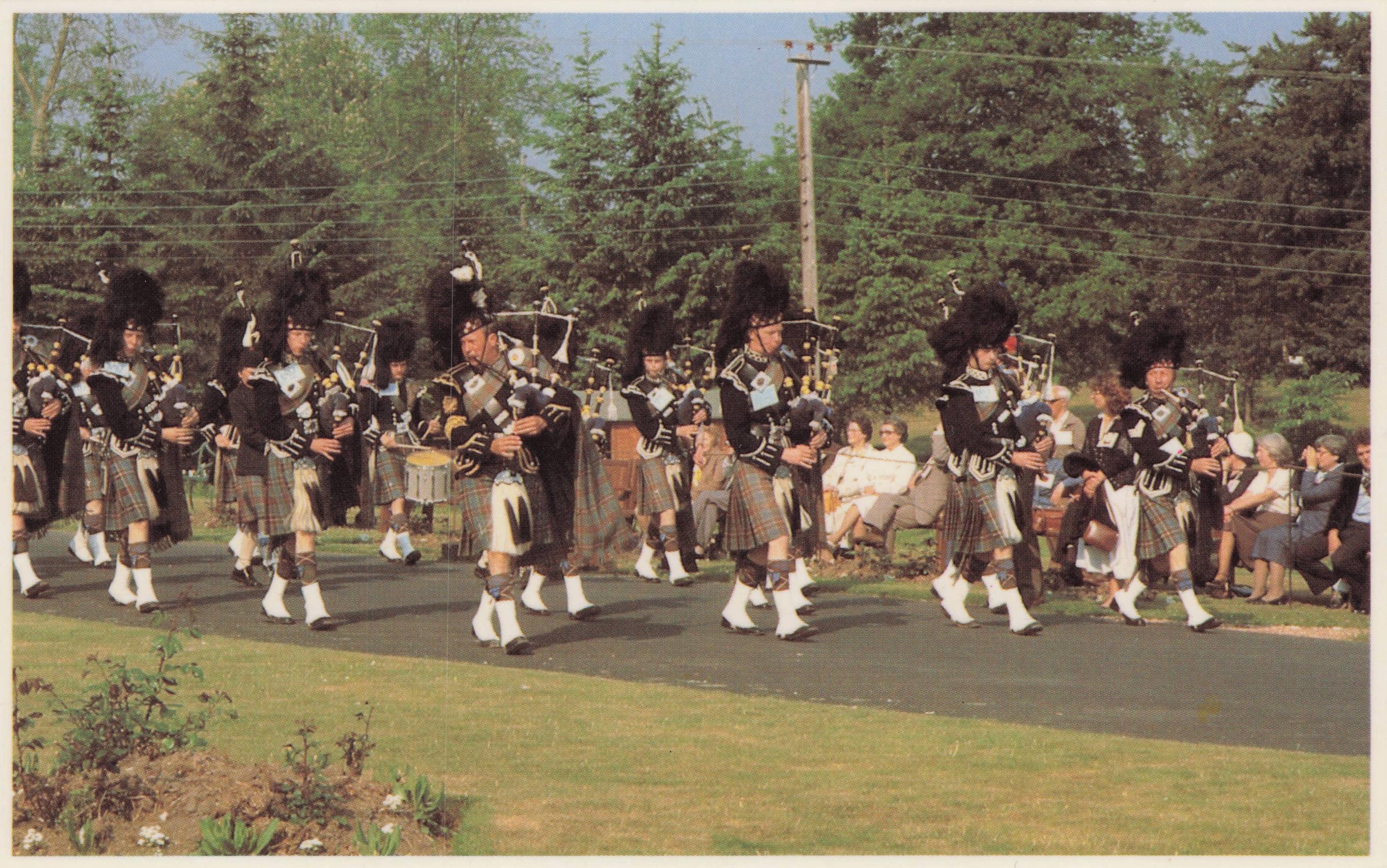 Bagpipes Rosewell Midlothian Scotland Pope John Paul II 1982 UK Visit Postcard