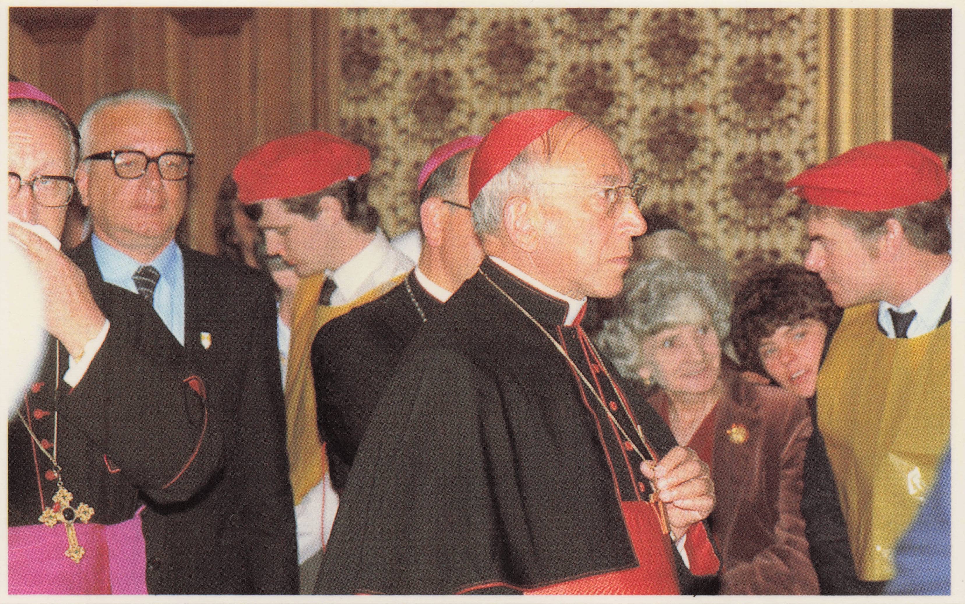 Cardigan Casaroli Vatican Secretary of State Pope John Paul II 1982 UK Visit Postcard