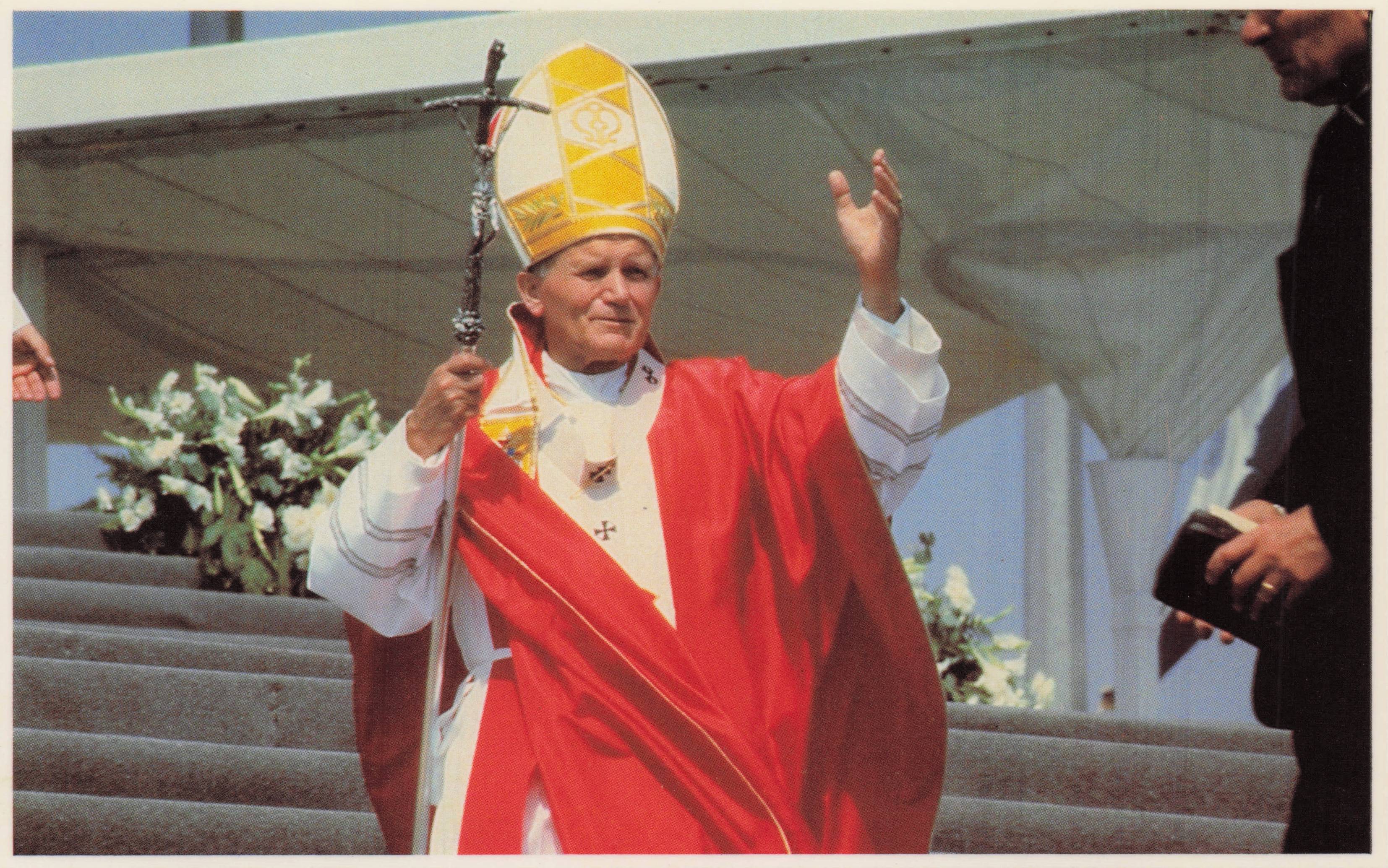 Pope John Paul II at Coventry Airport Pentecost Sunday Mass UK Visit Postcard