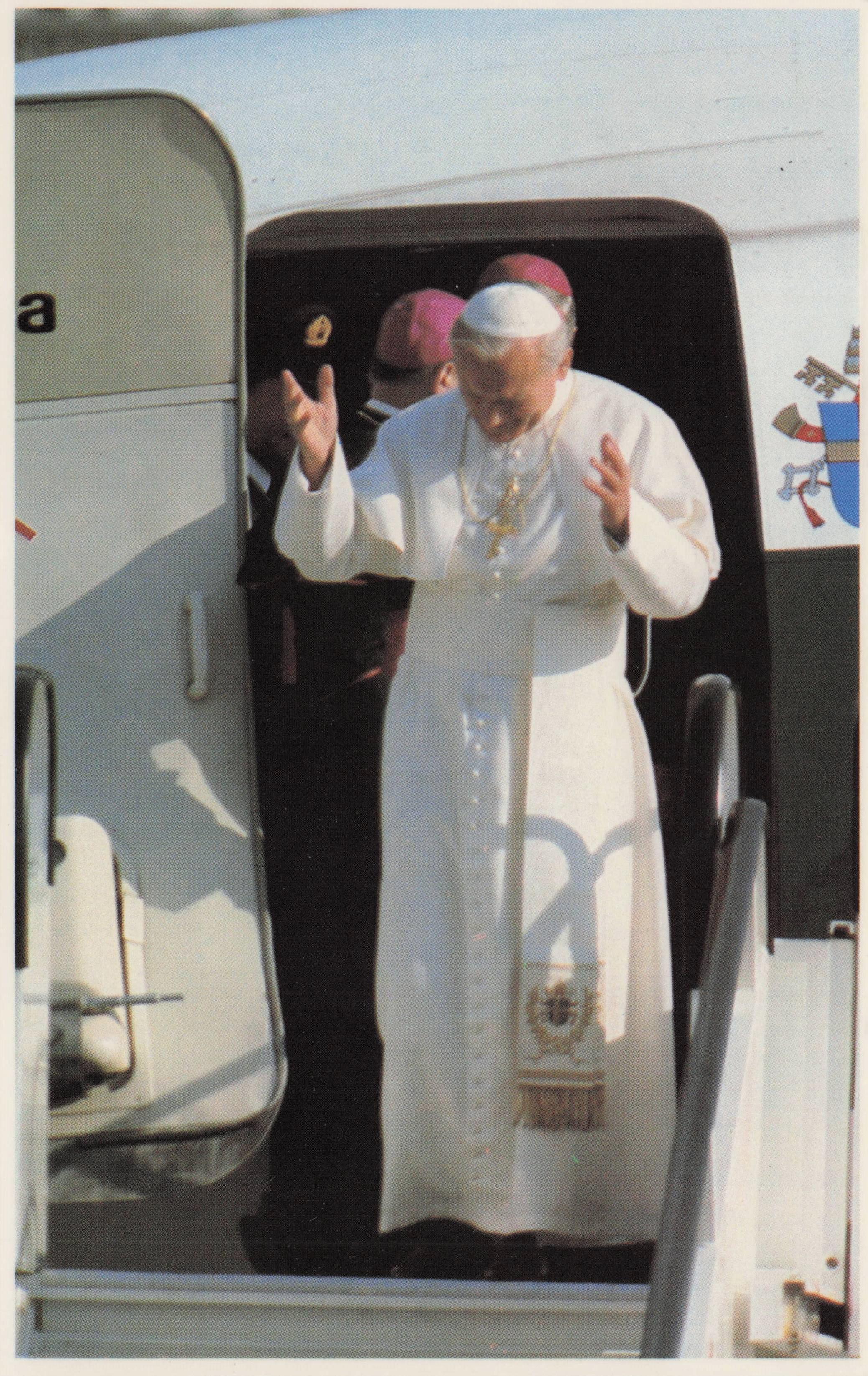 Gatwick London Airport Plane Arrival Pope John Paul II 1982 UK Visit Postcard