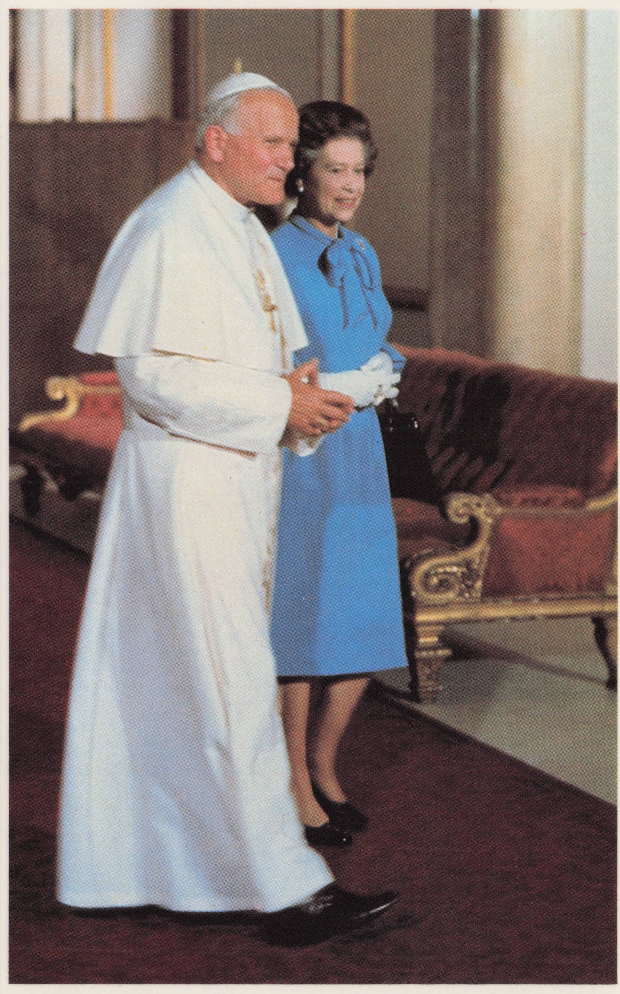 Queen Elizabeth II Royal Meeting John Paul II Pope UK 1982 Visit Postcard