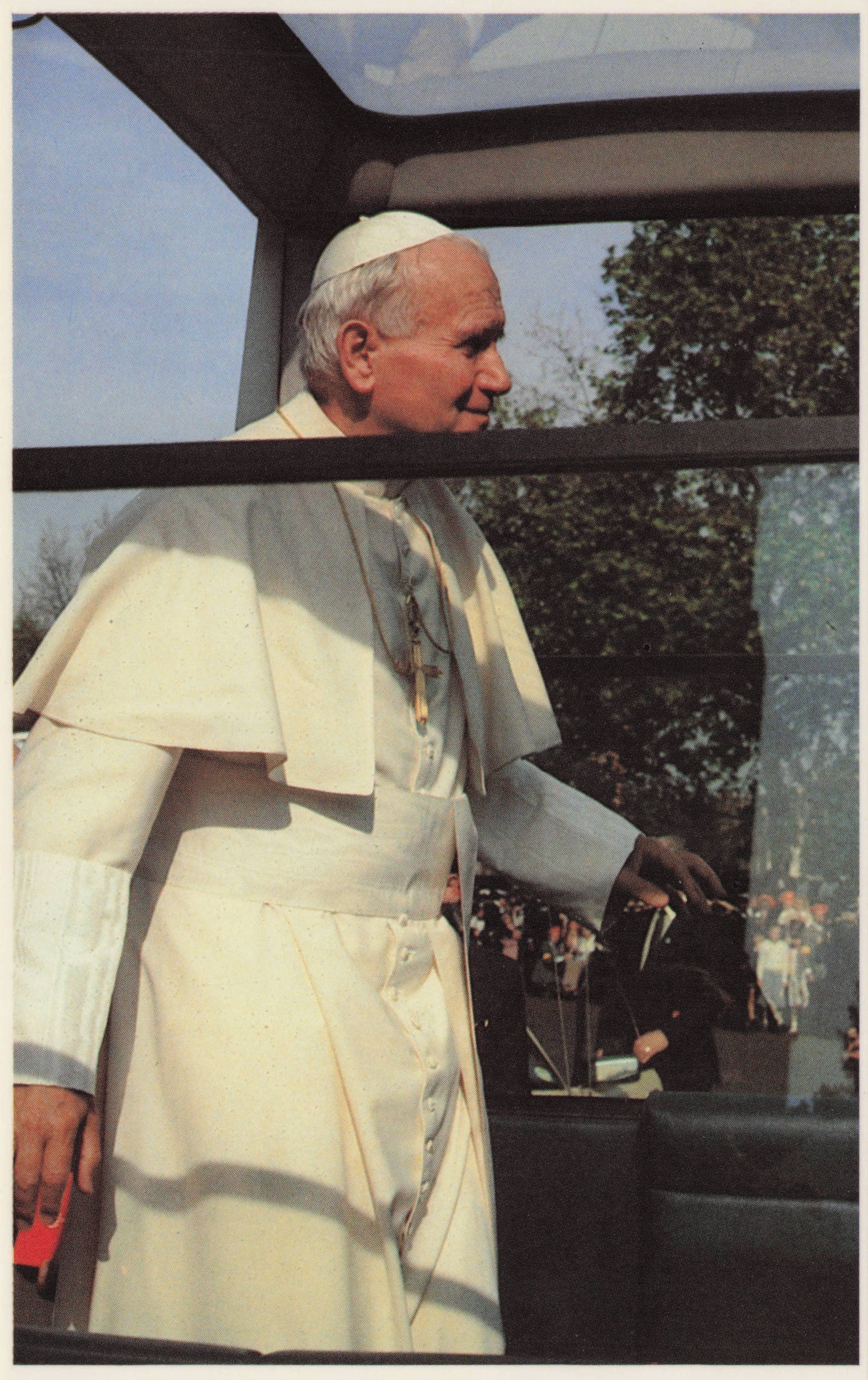 Pope John Paul II Range Rover Transport Car Popemobile UK Visit Postcard