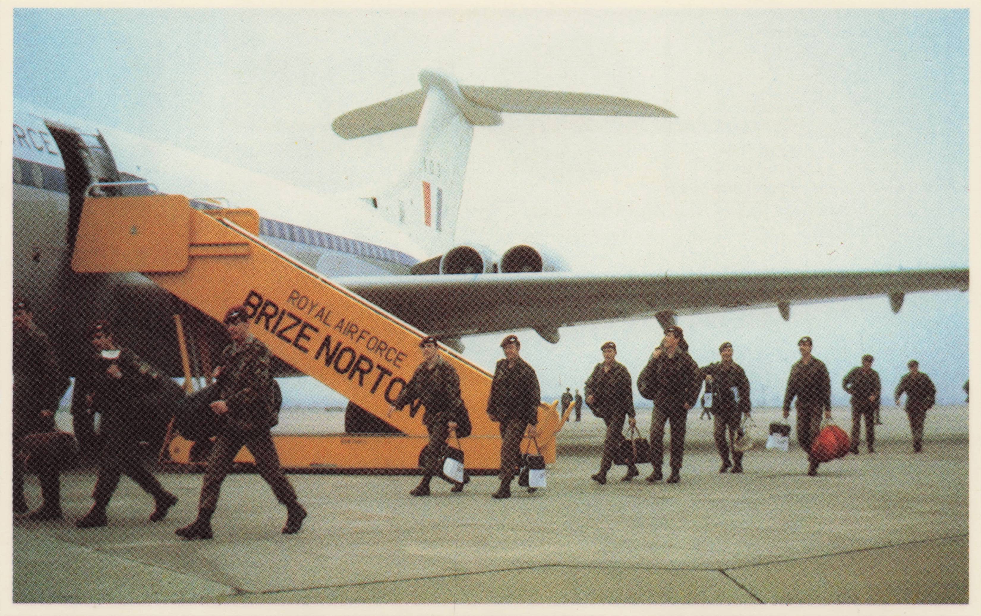 Falklands War RAF Brize Norton Return Army VC10 Hercules Military Postcard