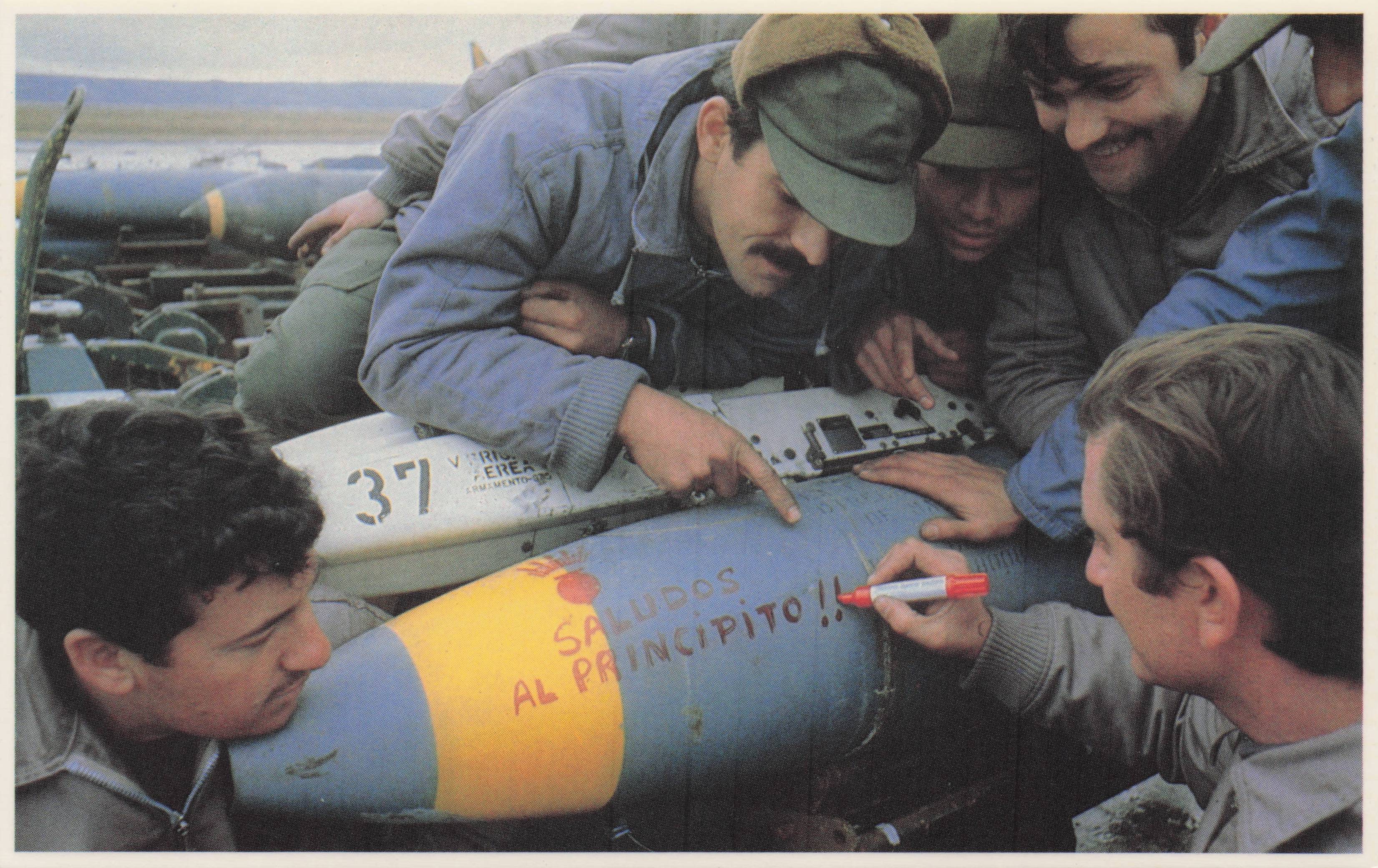 Falklands War Argentine Air Force Fighter Pilot Skyhawk Mirage Military Postcard