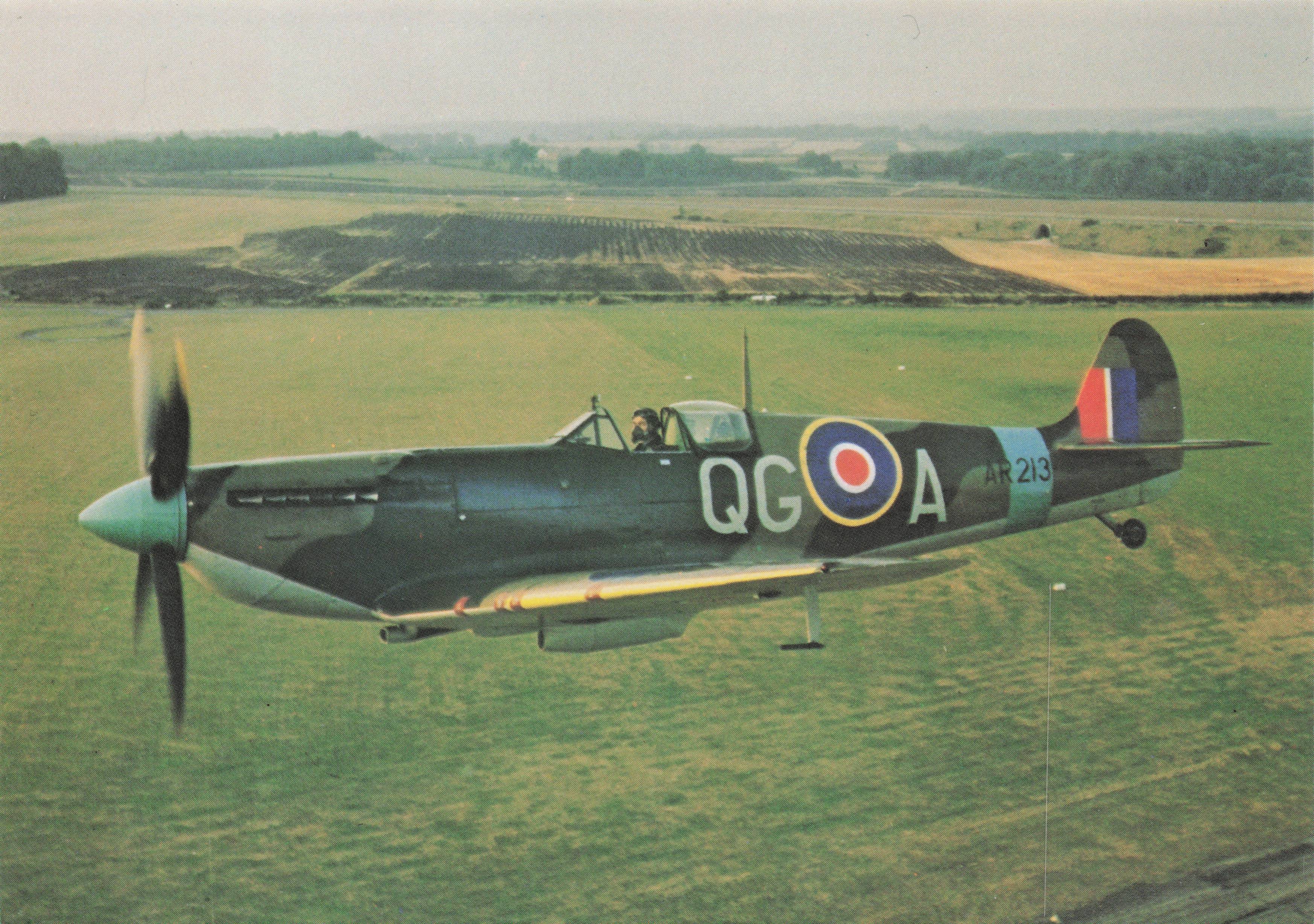 Spitfire 1a AR213 Vintage Fighter RAF Fleet Plane Military Aircraft Postcard