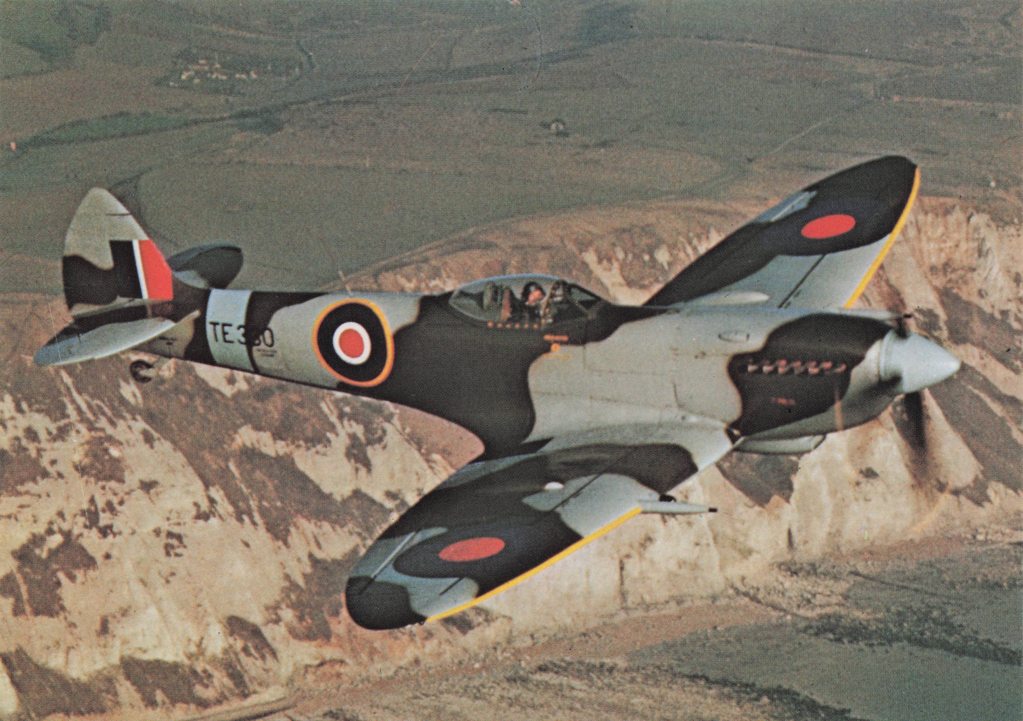 Spitfire FXVI TE330 Vintage Fighter RAF Fleet Plane Military Aircraft Postcard