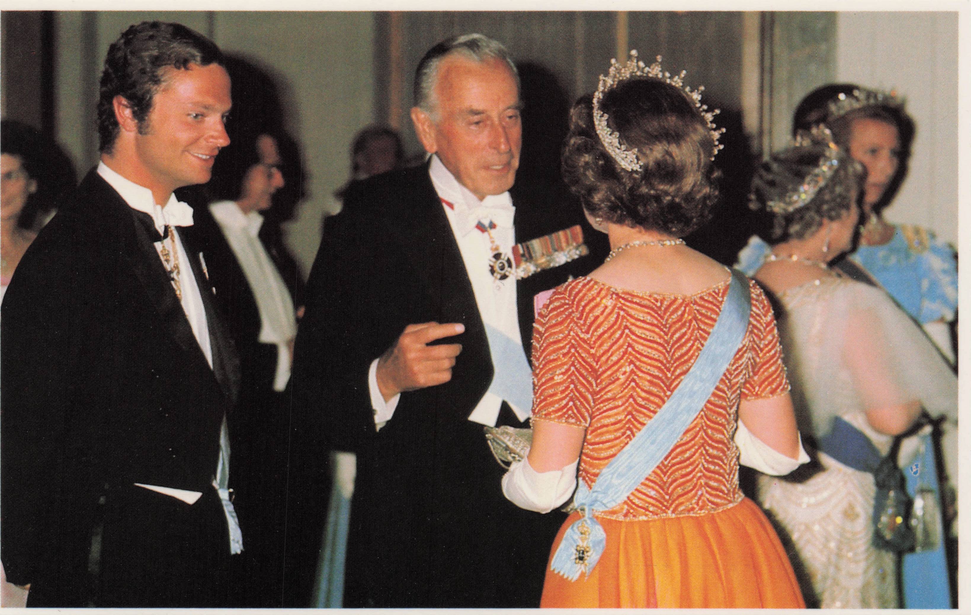 Earl Mountbatten Burma Royal Visit Windsor Portrait Queen Elizabeth II Rare Postcard