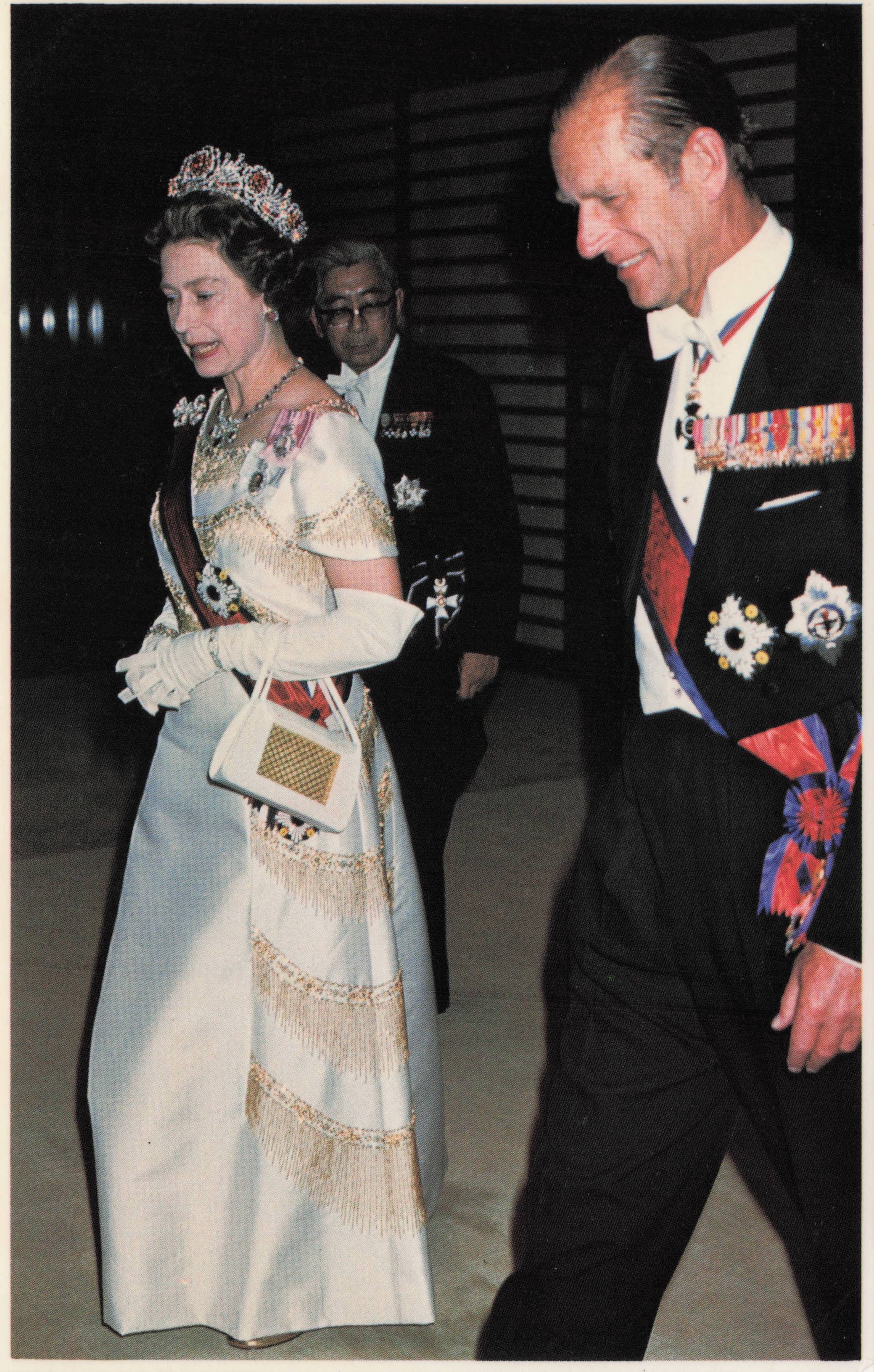 Queen Elizabeth II Japan State Visit Kyoto Tokyo Tour May 1975 Royal Photo Postcard