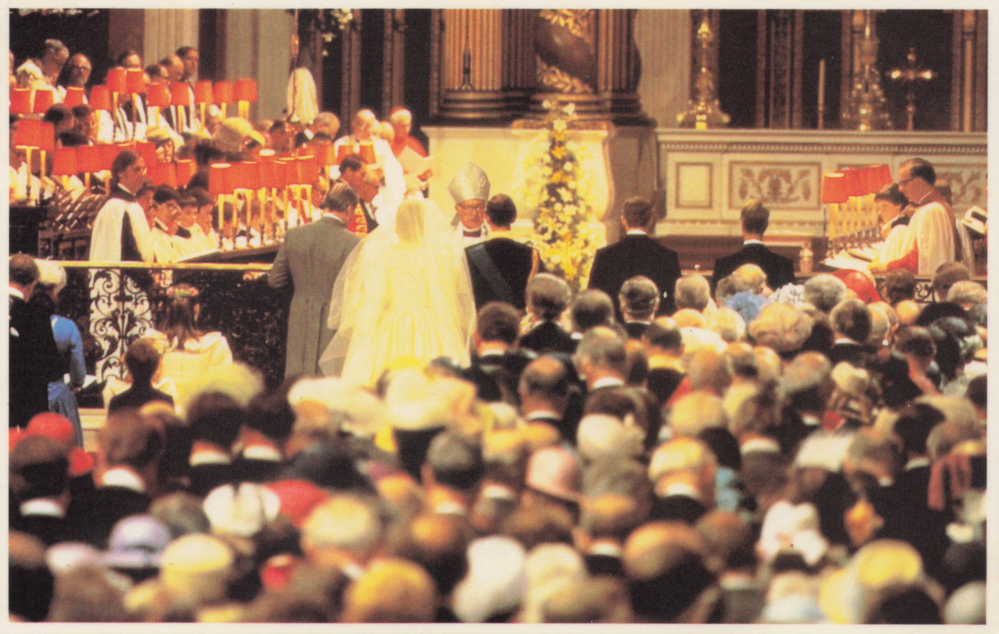 Cathedral Vows Prince Charles Princess Diana Royal Wedding 1981 Postcard
