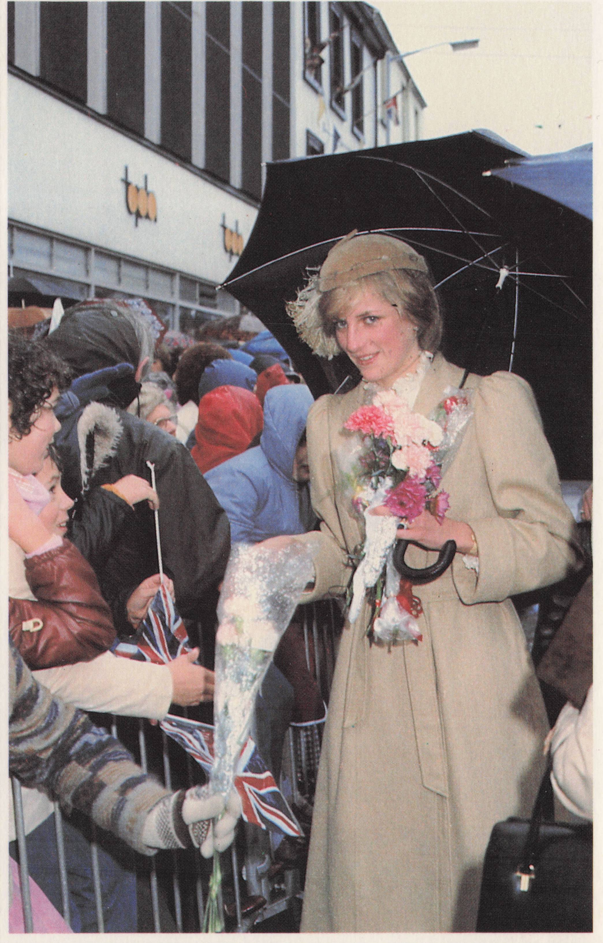 Wales St Davids Crowd Princess Diana Umbrella Royal Wedding 1981 Postcard
