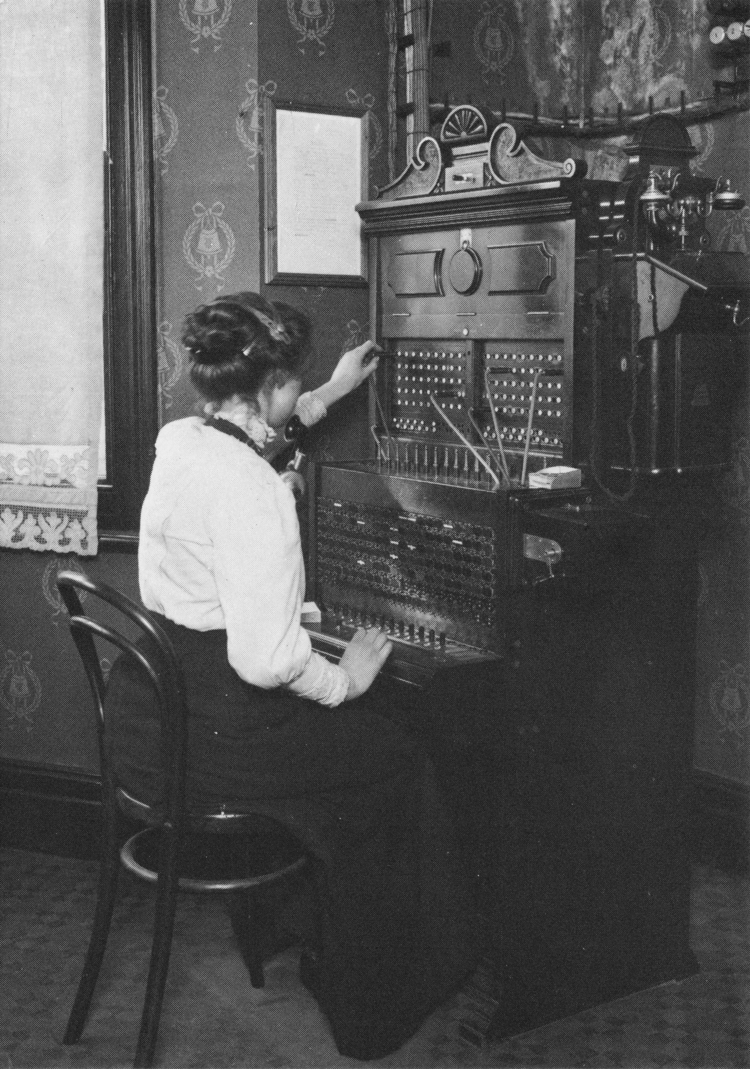 Purley Croydon Old Telephone Exchange Operator Surrey London Photo Postcard