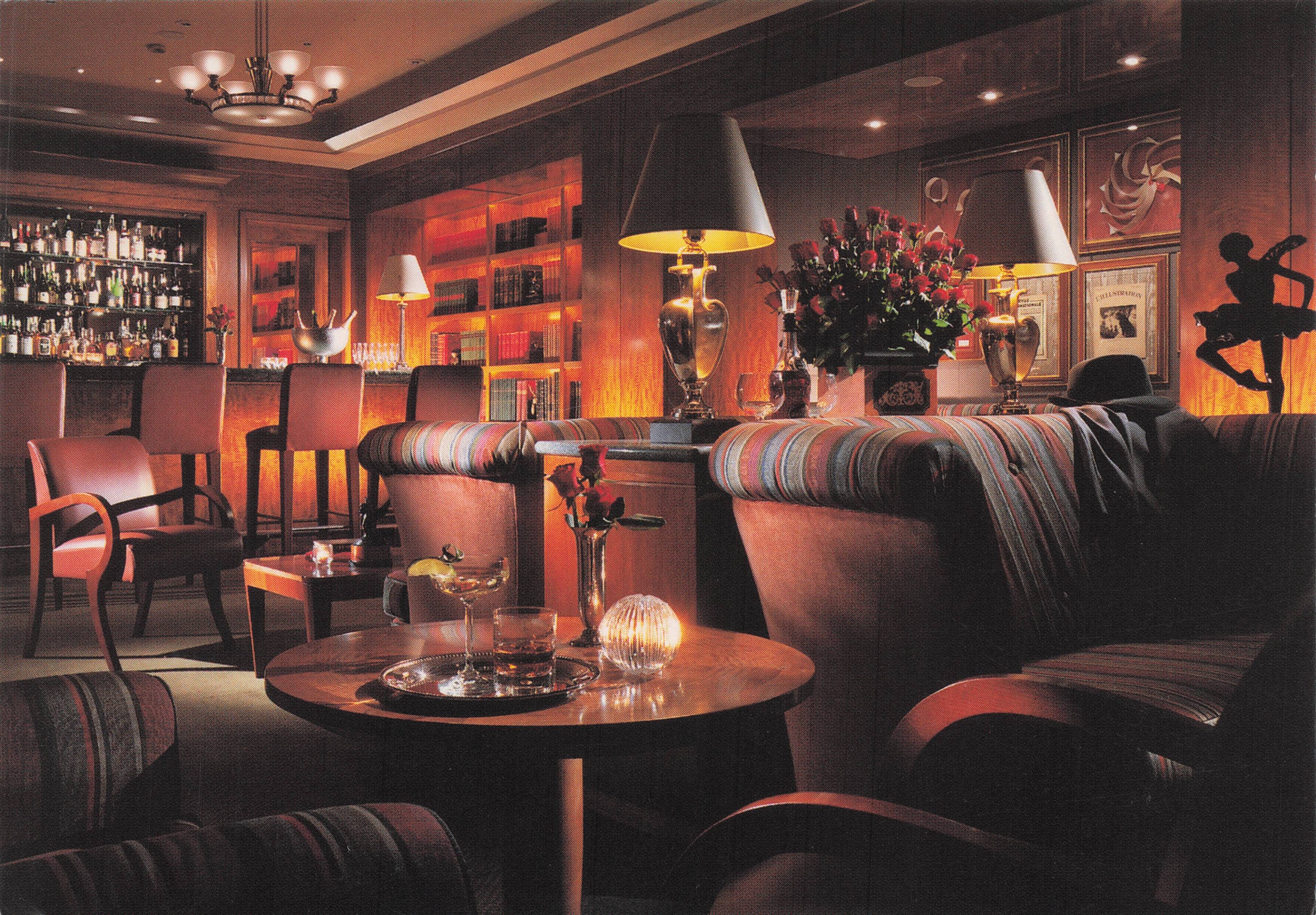 Hotel President Wilson Geneve Luxury Charlies Bar Saloon Switzerland Postcard