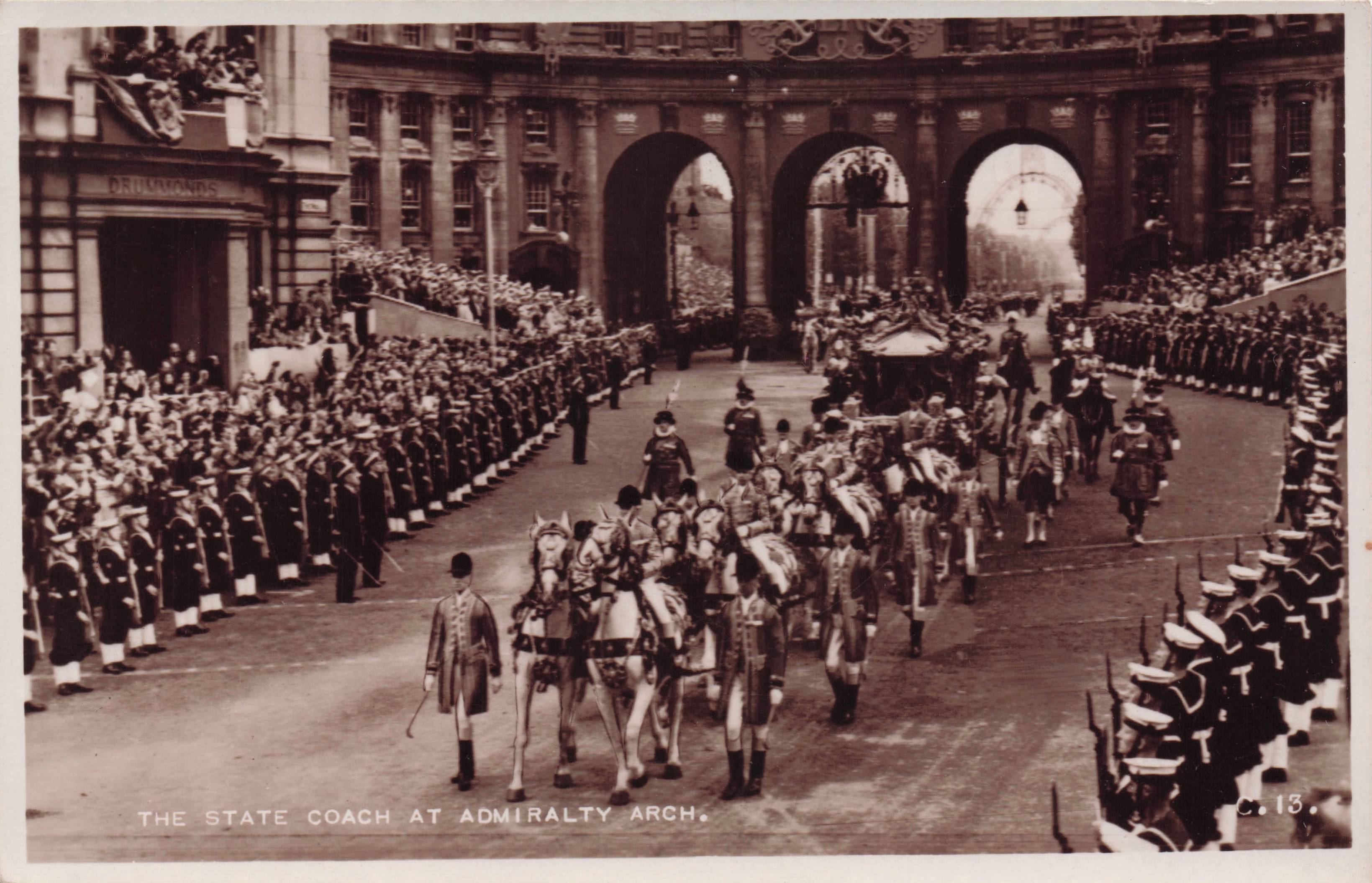 The State Coach At Admirality Arch Valentines King George V Real Photo Postcard