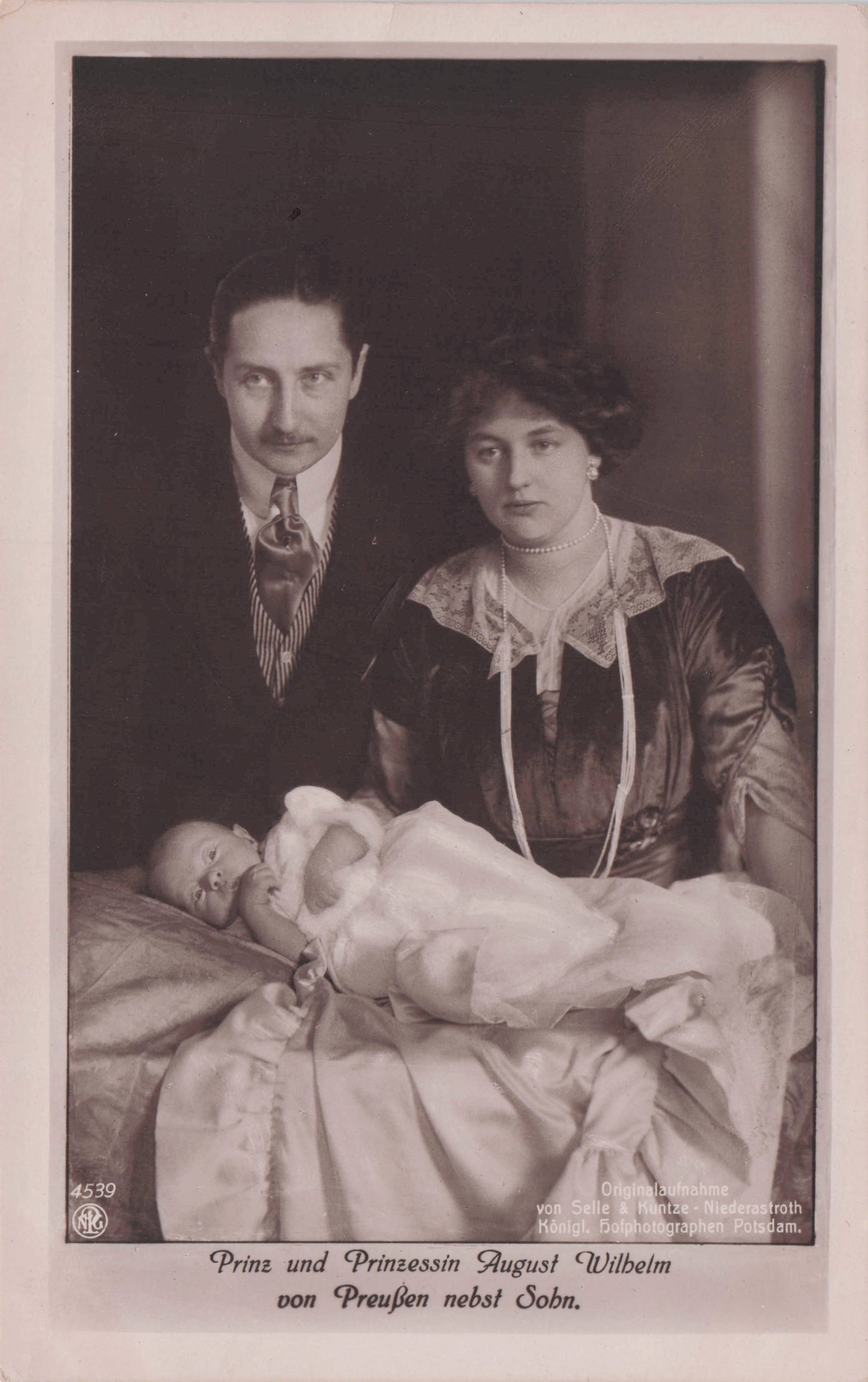 Prinz Wilhelm & Nebst Sohn German Royal Baby Family Antique Postcard