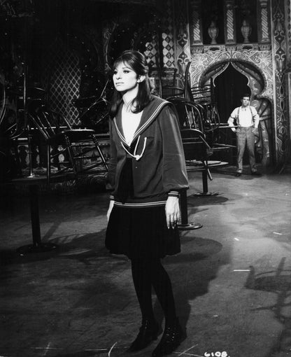 Barbara Streisand Funny Girl Film Vintage 9x7 Press Media Publicity Photo Still